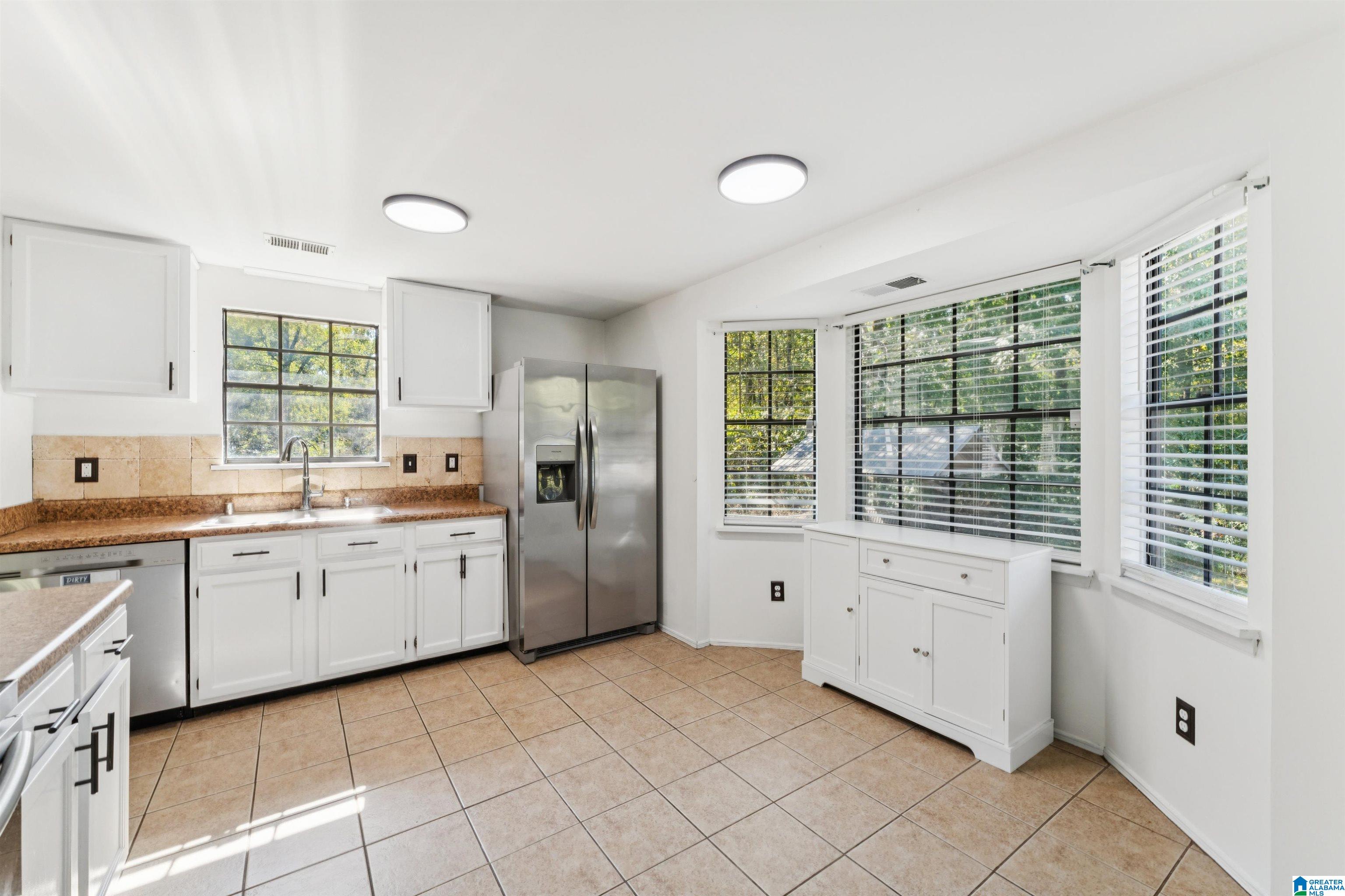 640 ROBBINS ROAD