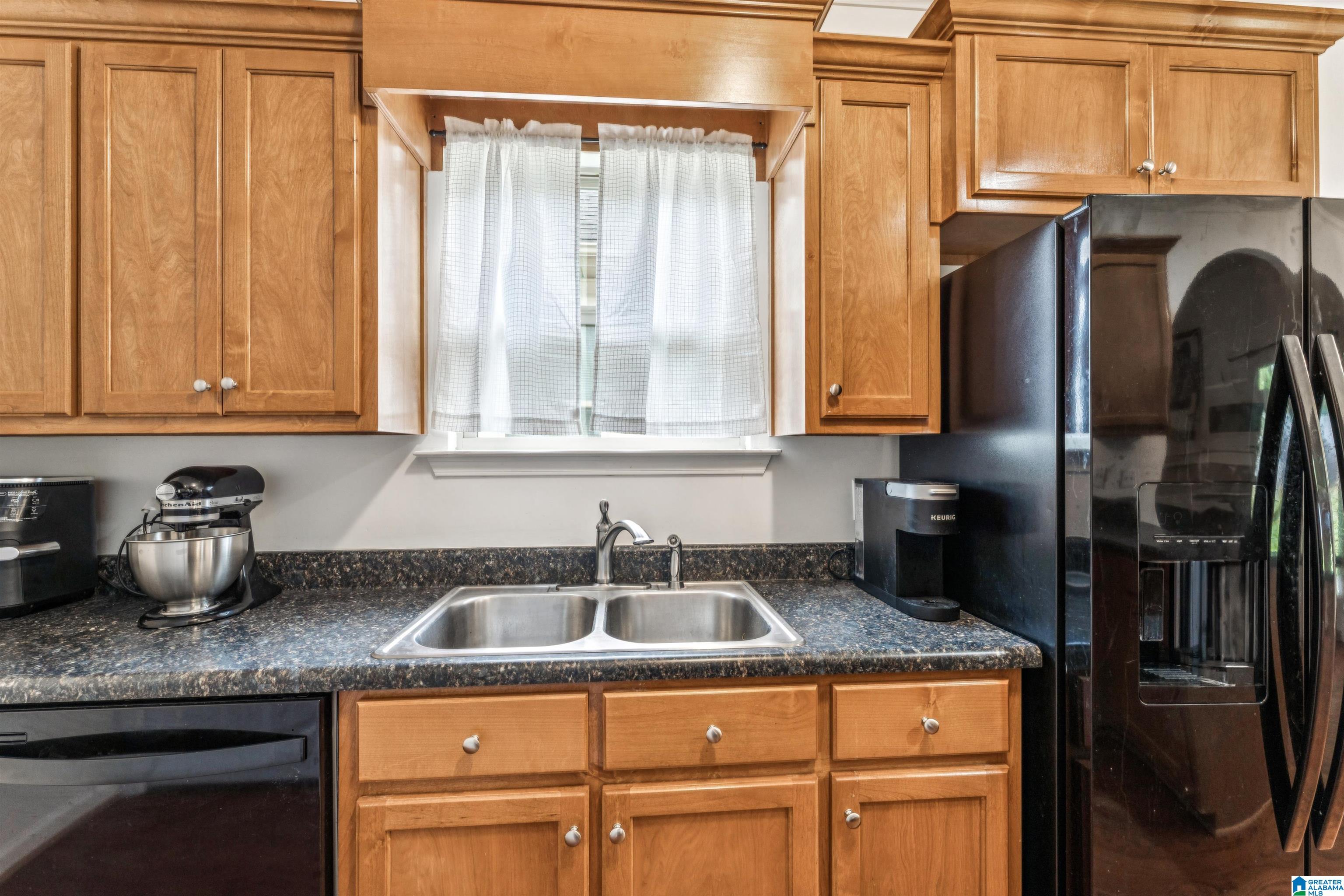 922 BROOKSTONE PLACE