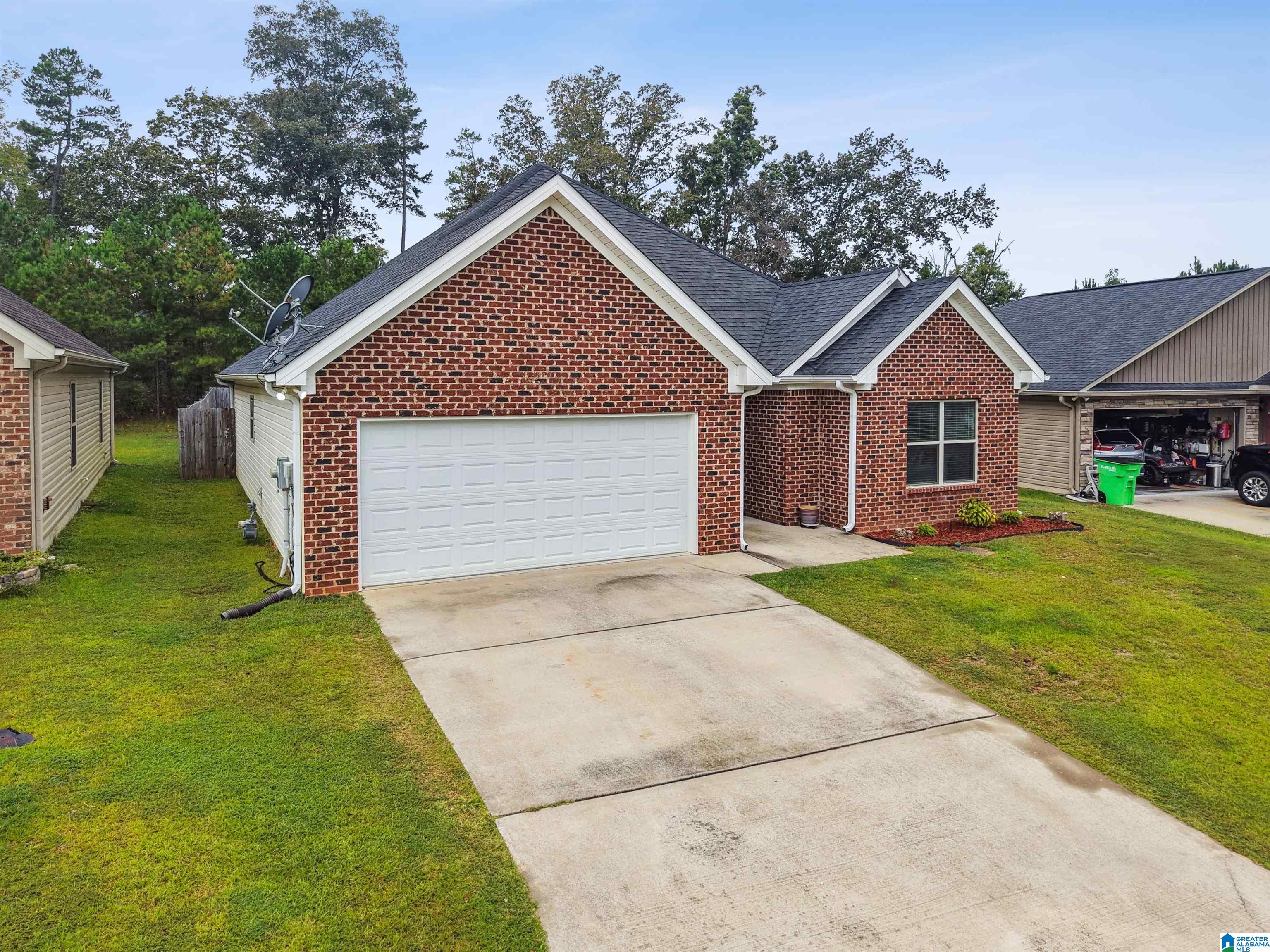 922 BROOKSTONE PLACE