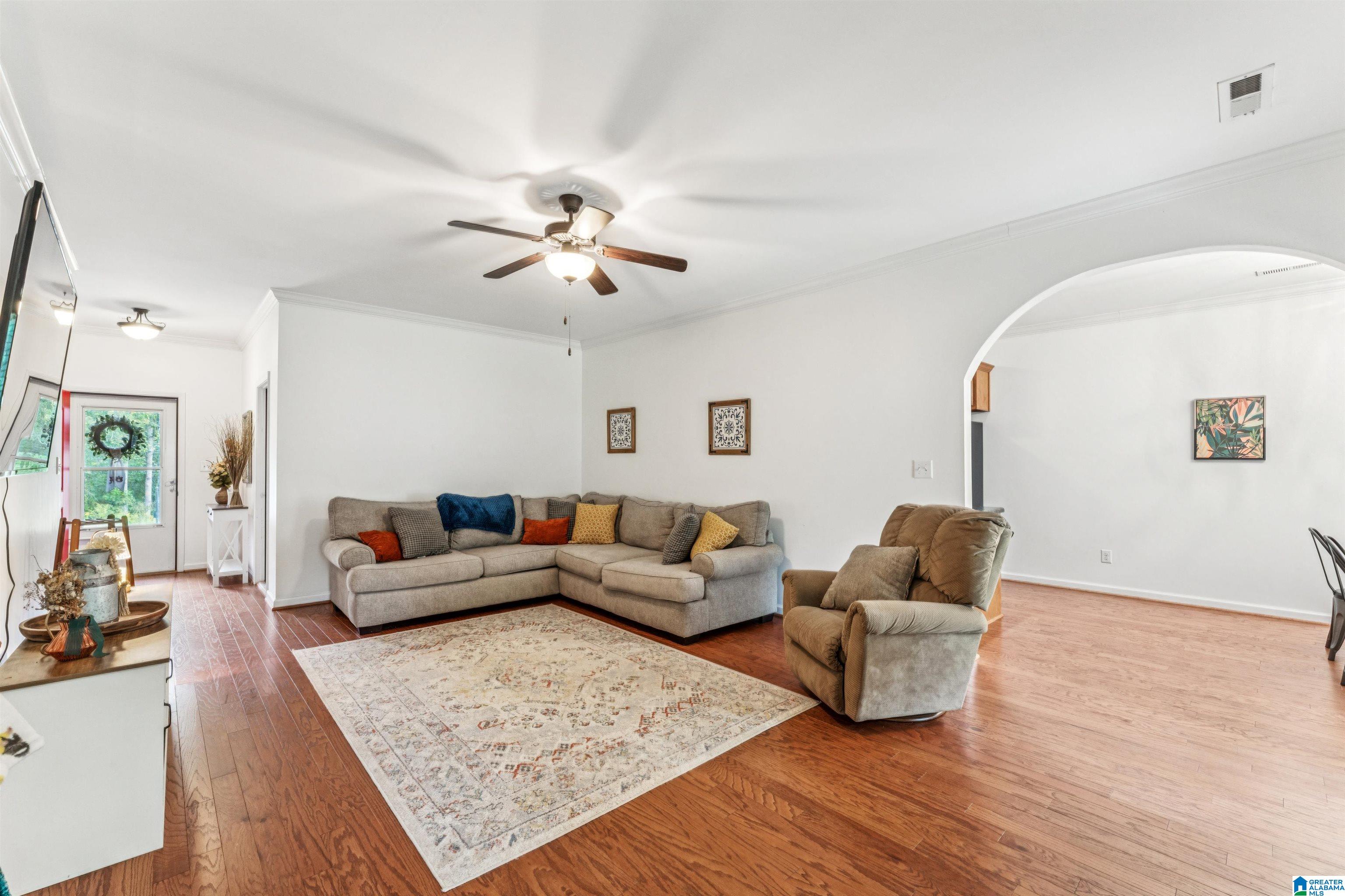 922 BROOKSTONE PLACE