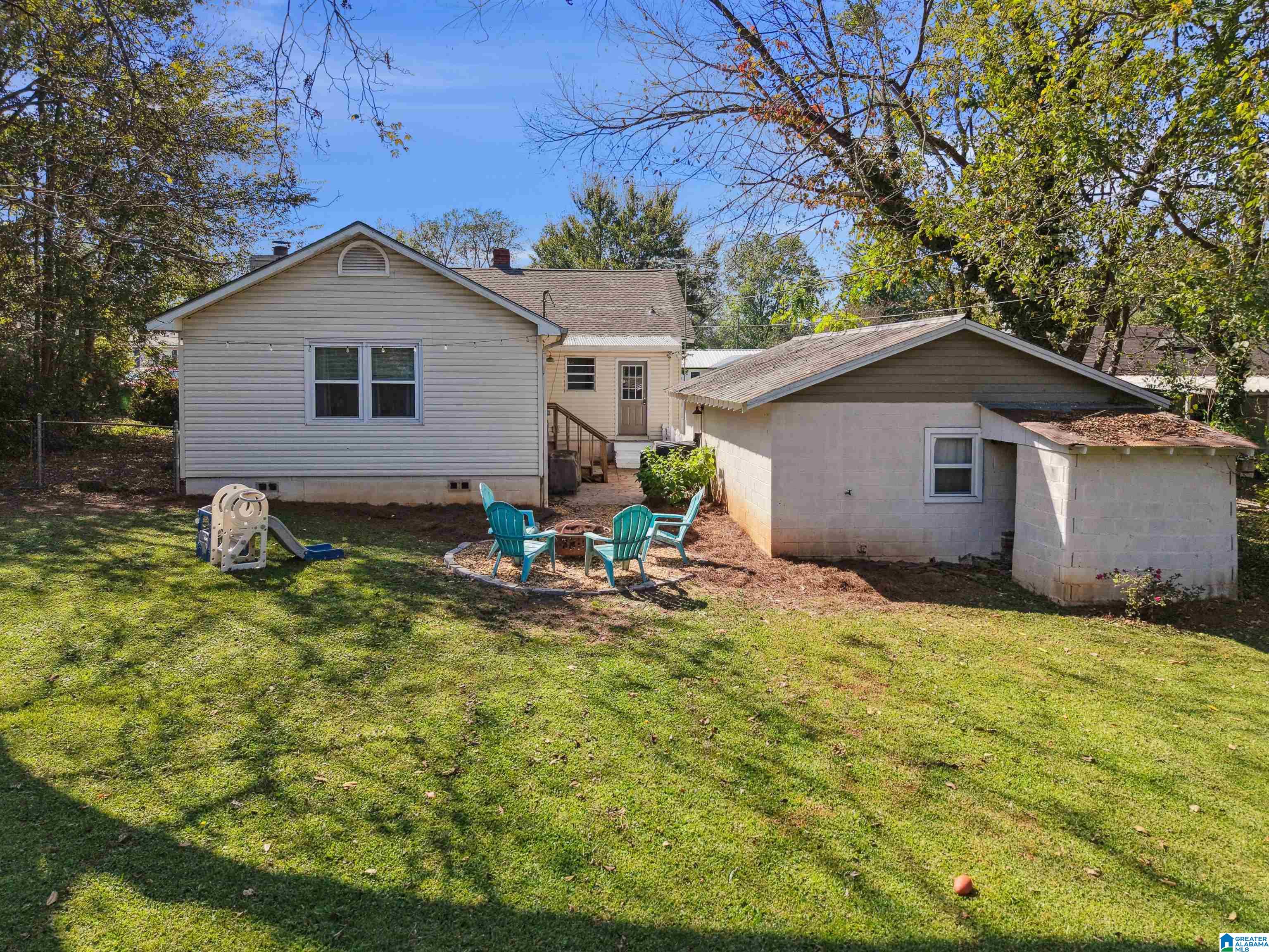 1627 PARNELL DRIVE