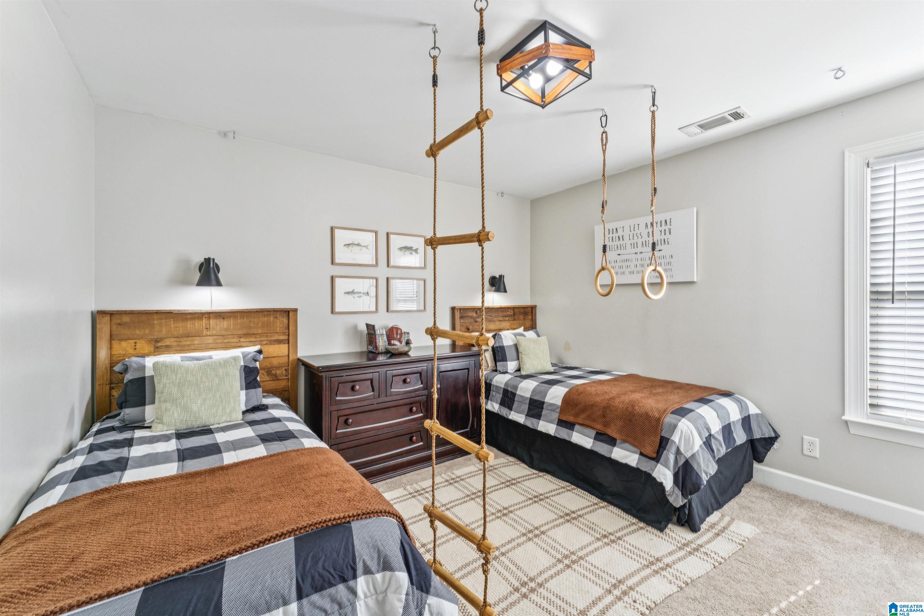 636 SOUTHERN TRACE PARKWAY