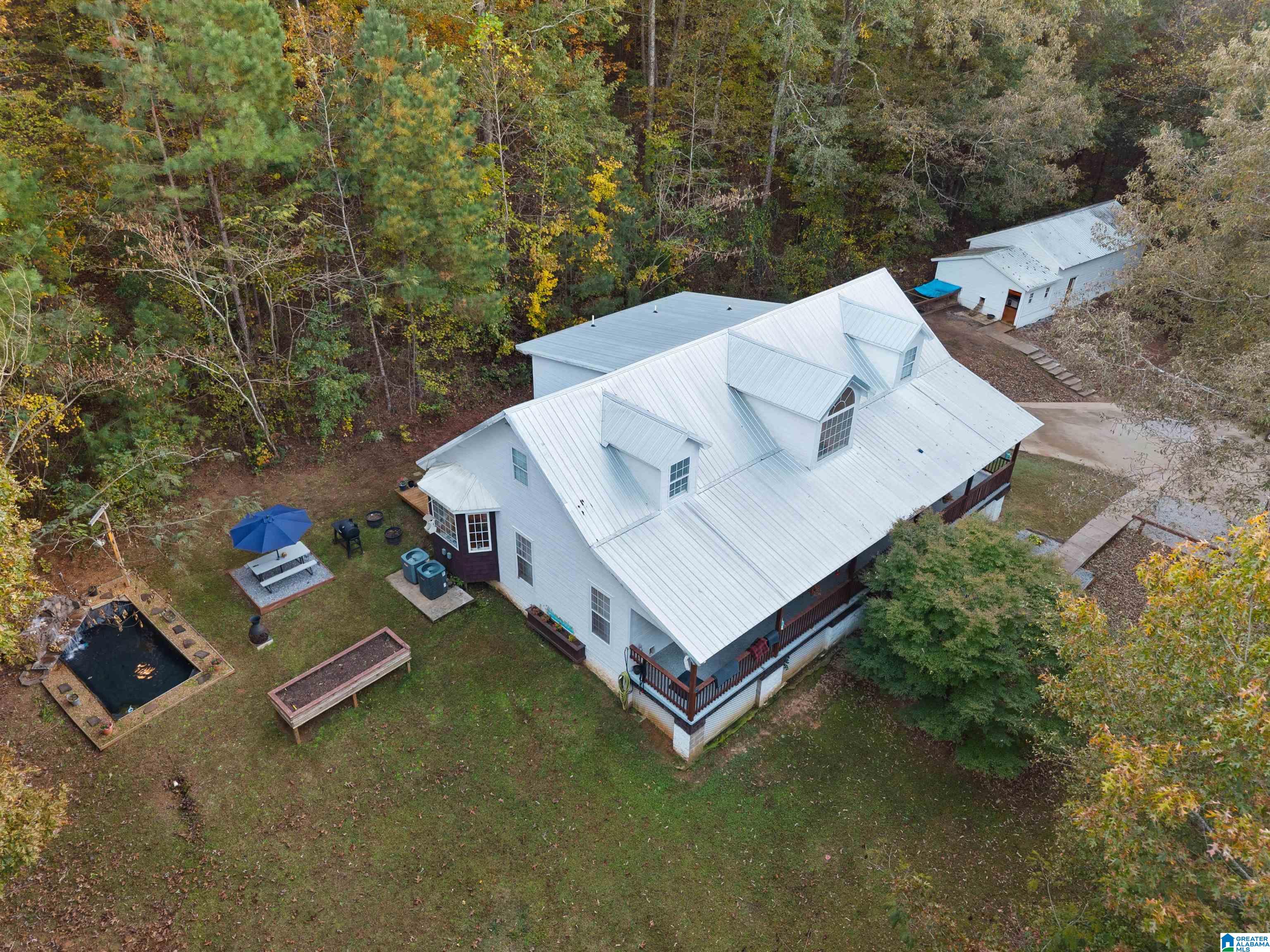 18820 US HIGHWAY 411