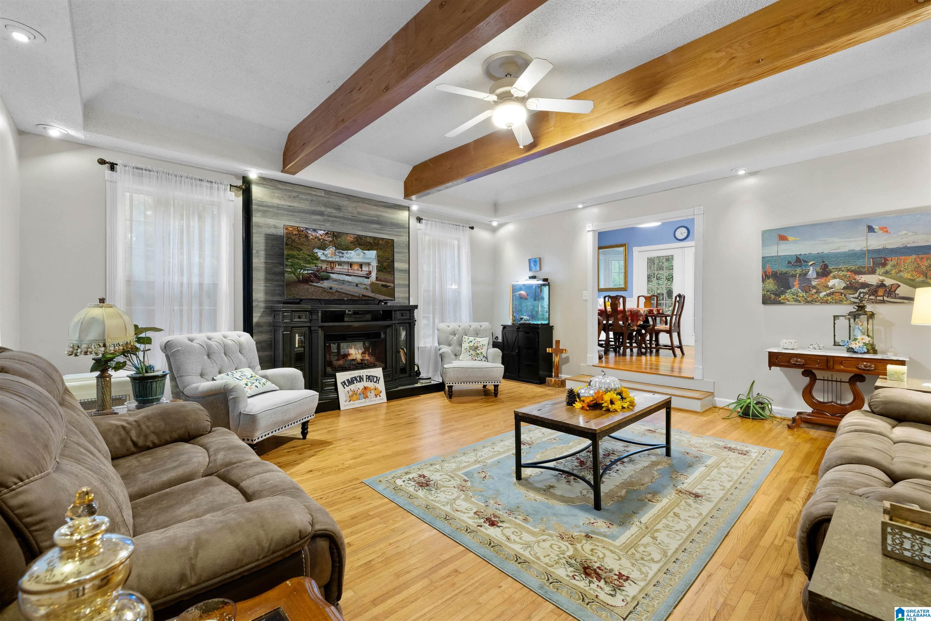 18820 US HIGHWAY 411