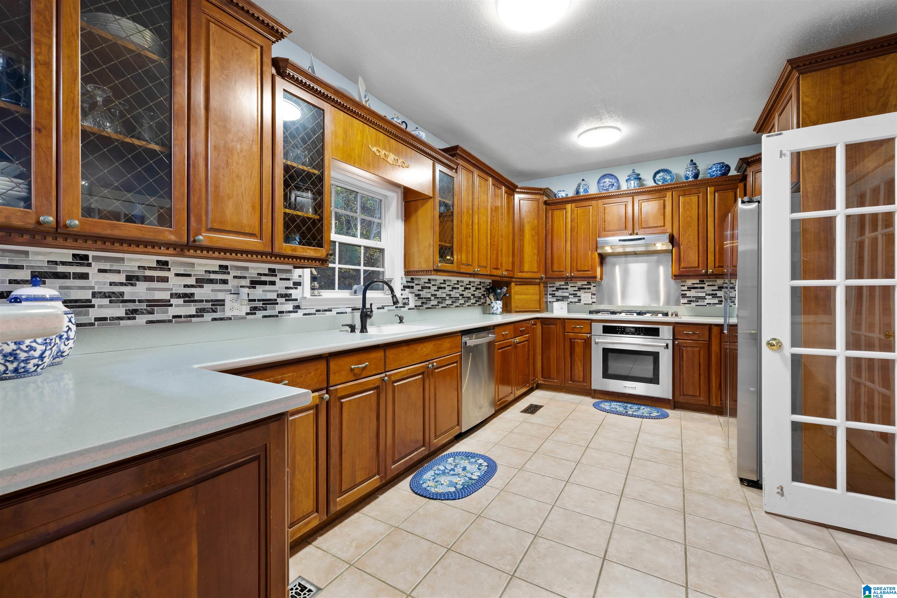 18820 US HIGHWAY 411