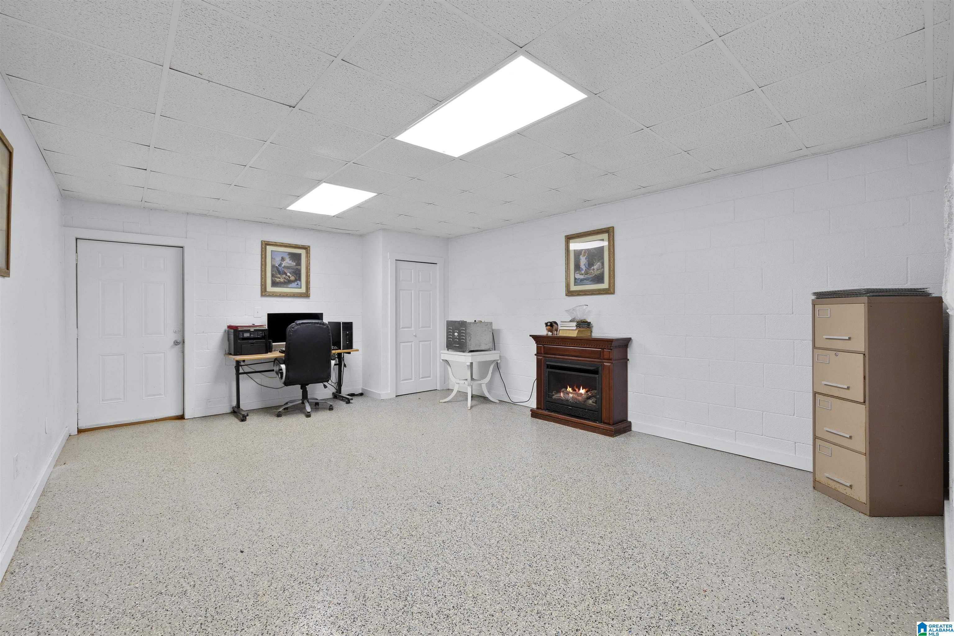 18820 US HIGHWAY 411