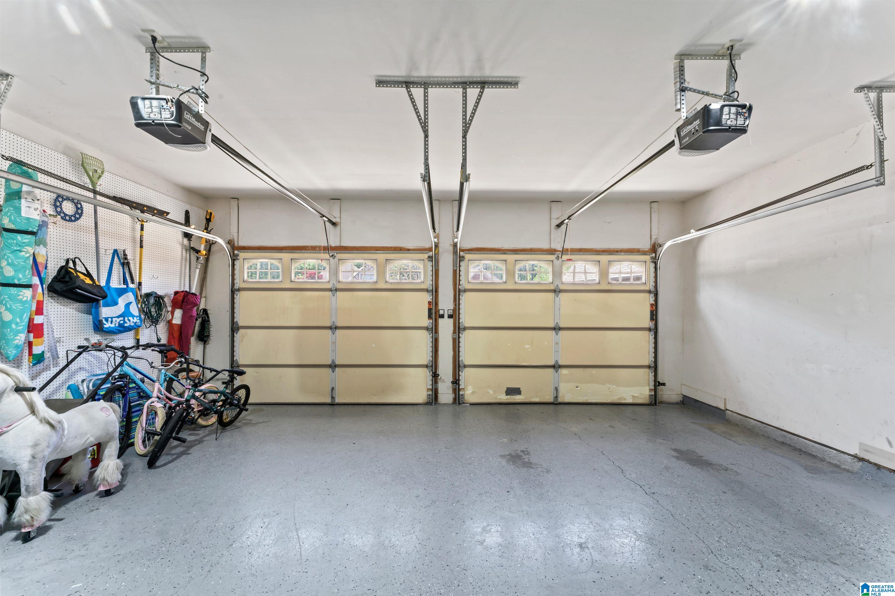 1113 WEYBRIDGE CIRCLE