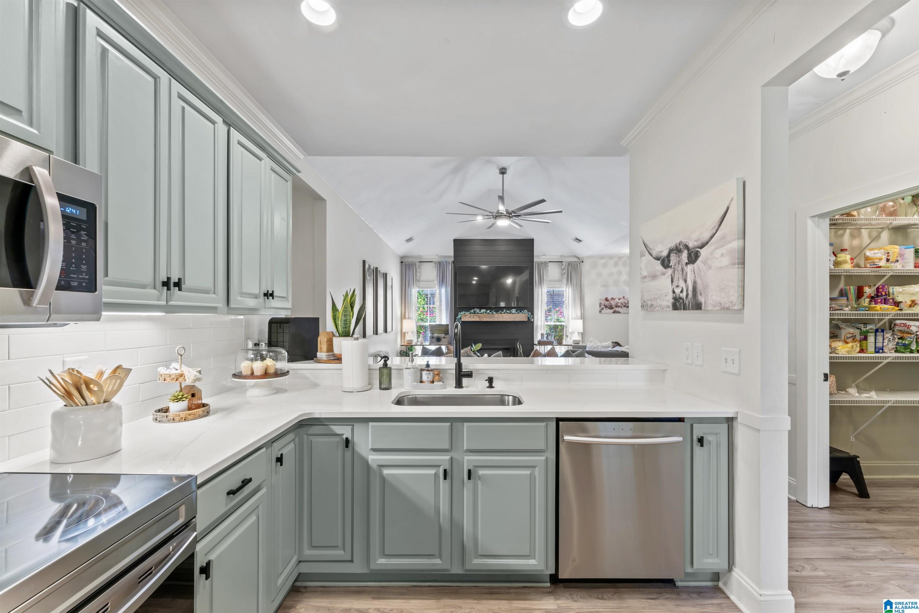 1113 WEYBRIDGE CIRCLE