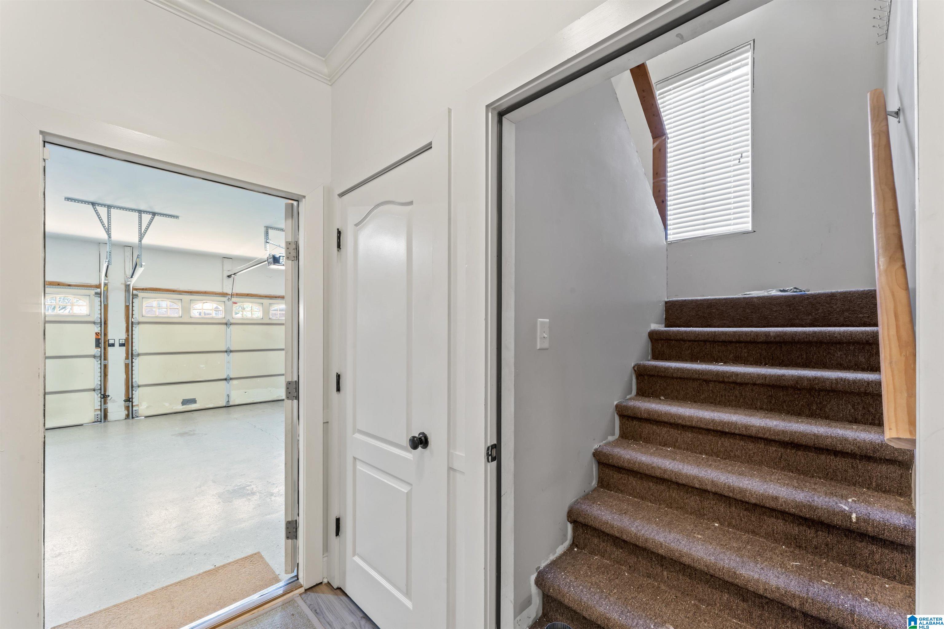 1113 WEYBRIDGE CIRCLE