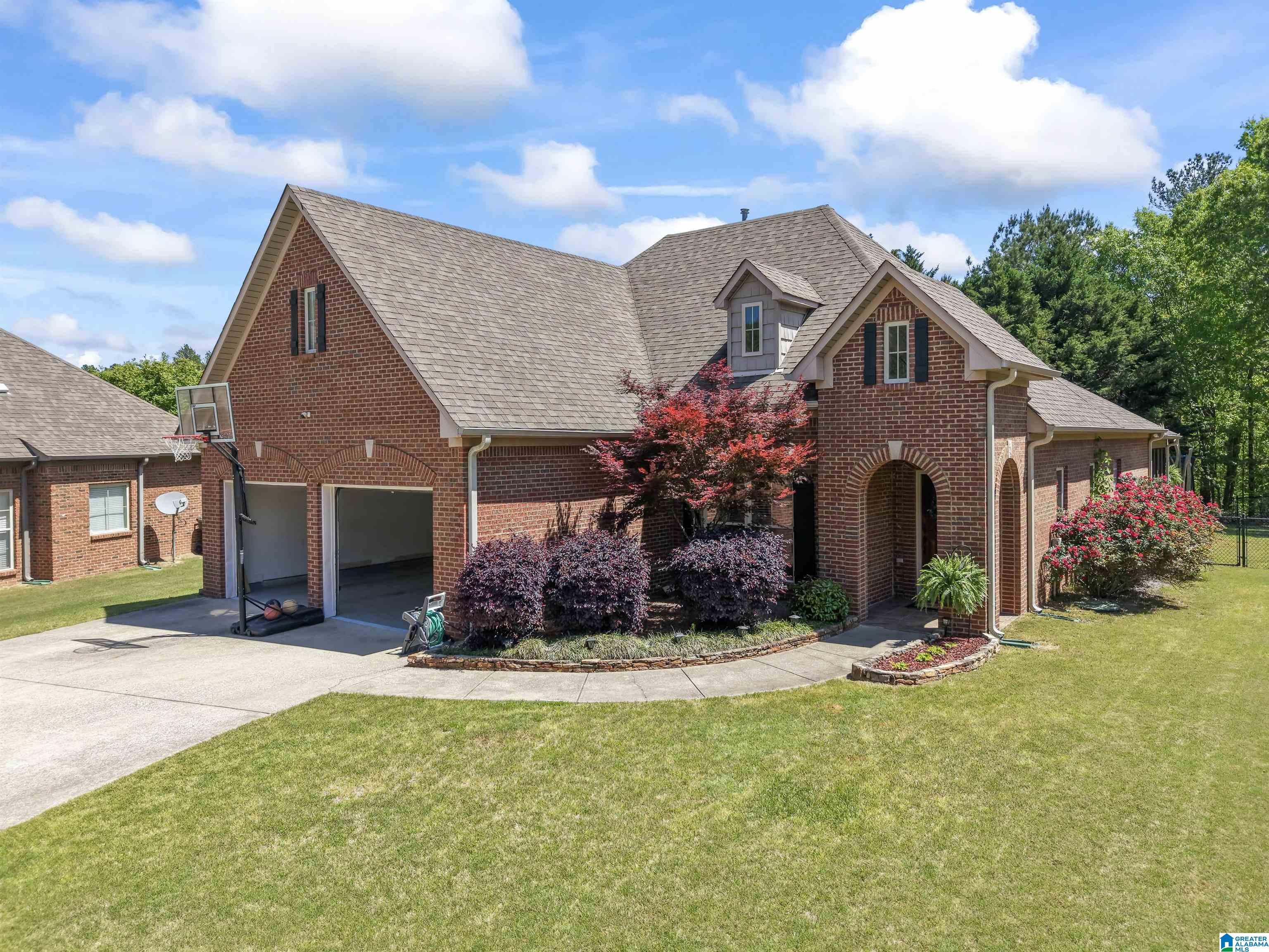 1113 WEYBRIDGE CIRCLE