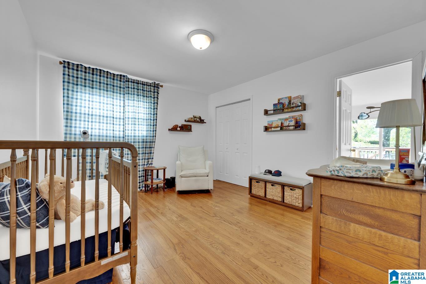 204 OAK DRIVE W