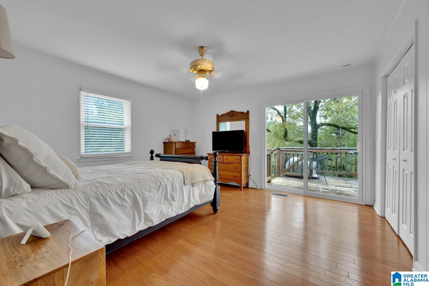 204 OAK DRIVE W