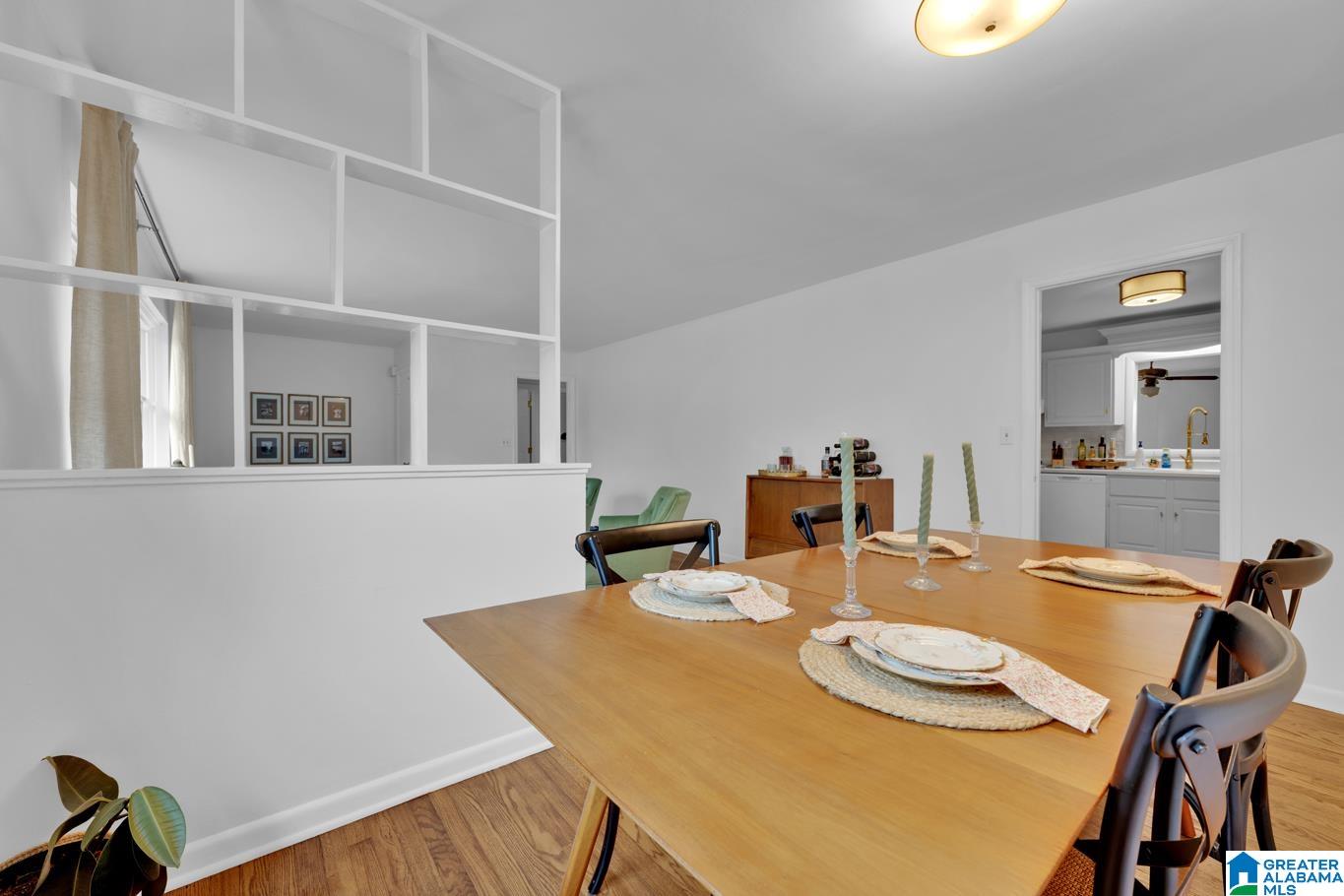 204 OAK DRIVE W