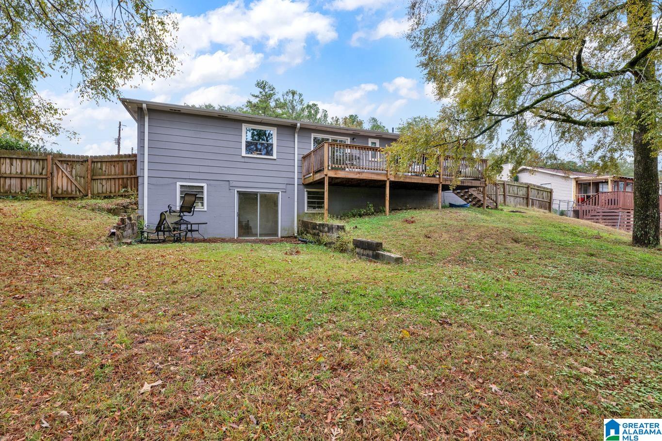 204 OAK DRIVE W