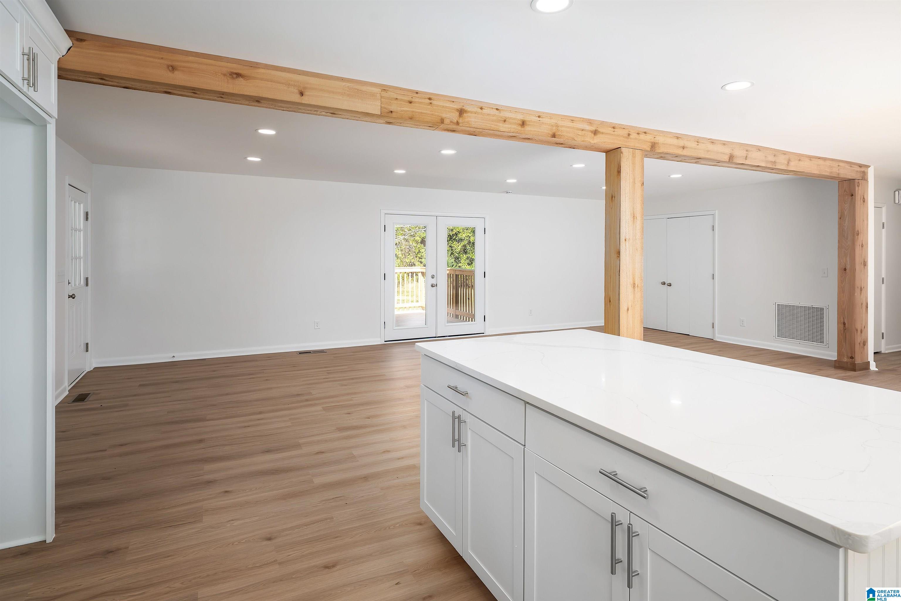 9389 CENTRAL ROAD
