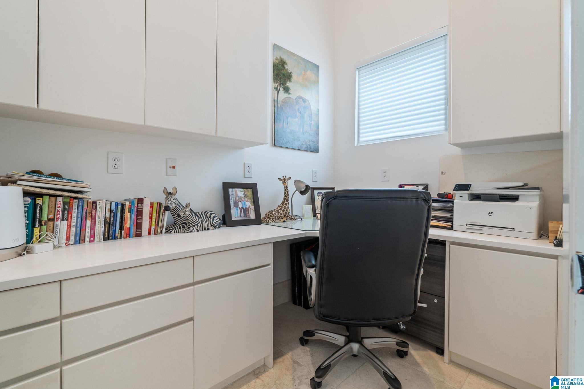 1157 GREYSTONE CREST