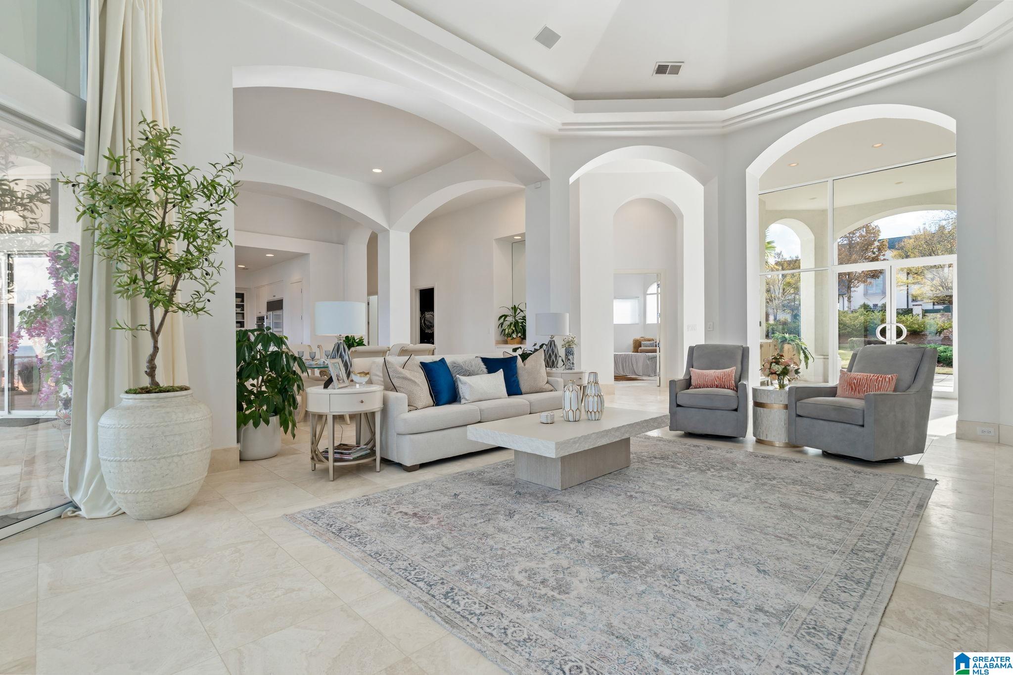 1157 GREYSTONE CREST