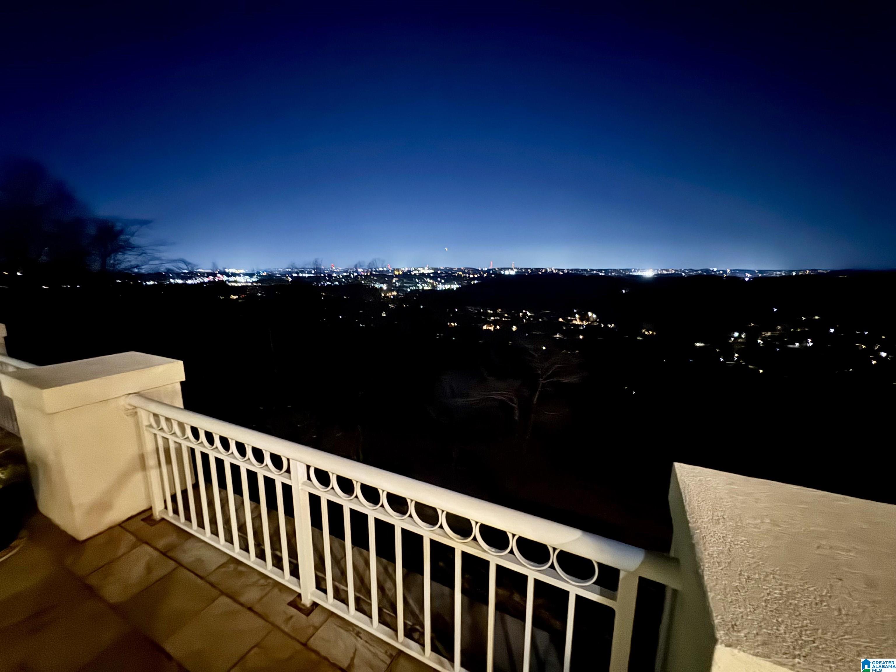 1157 GREYSTONE CREST