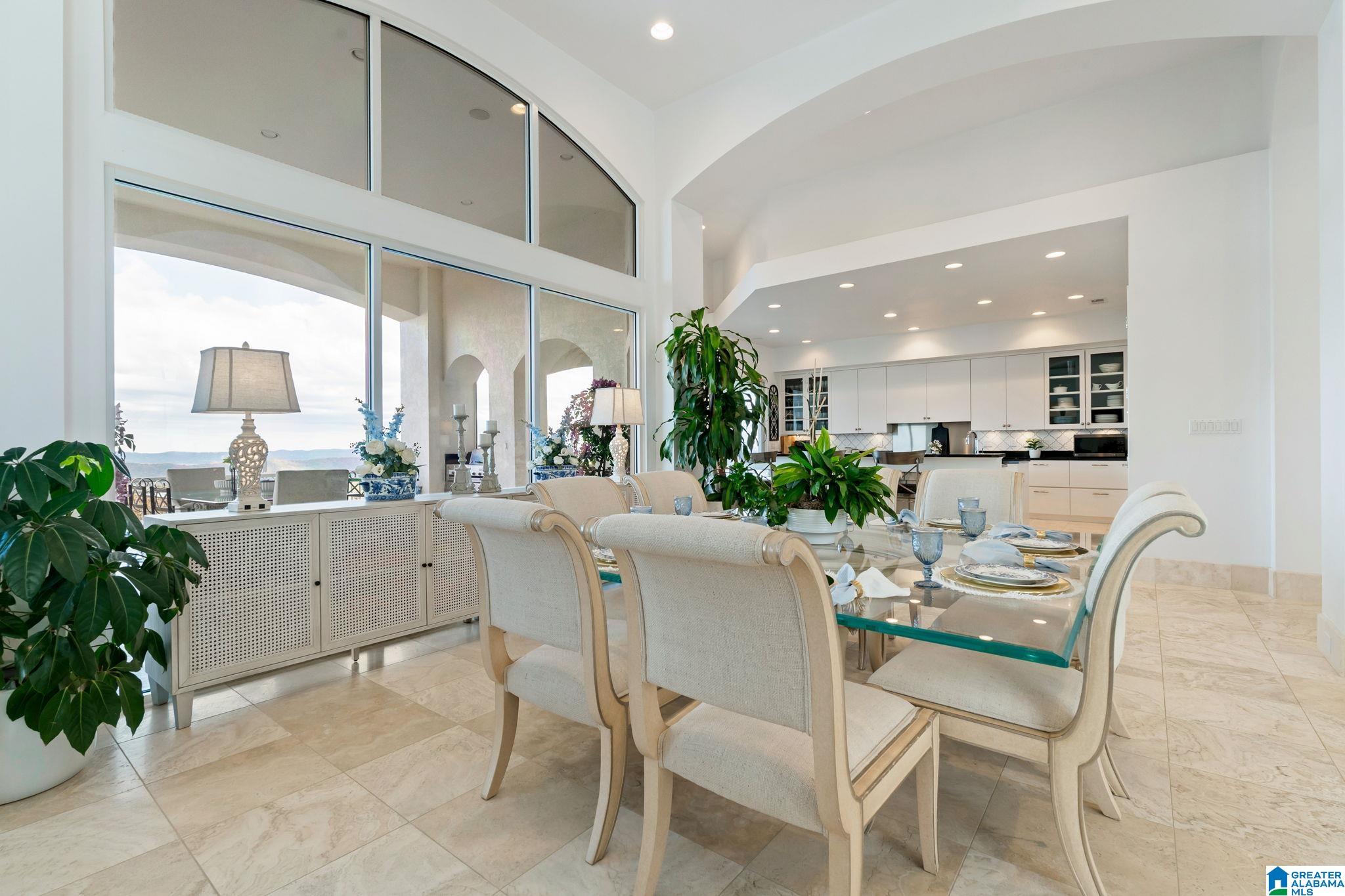 1157 GREYSTONE CREST