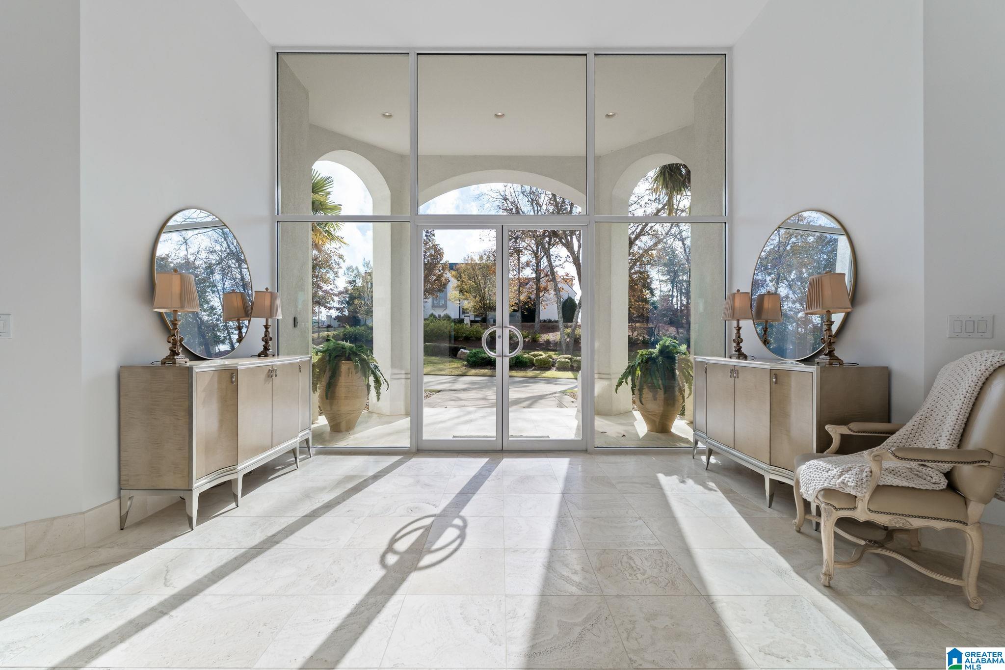 1157 GREYSTONE CREST