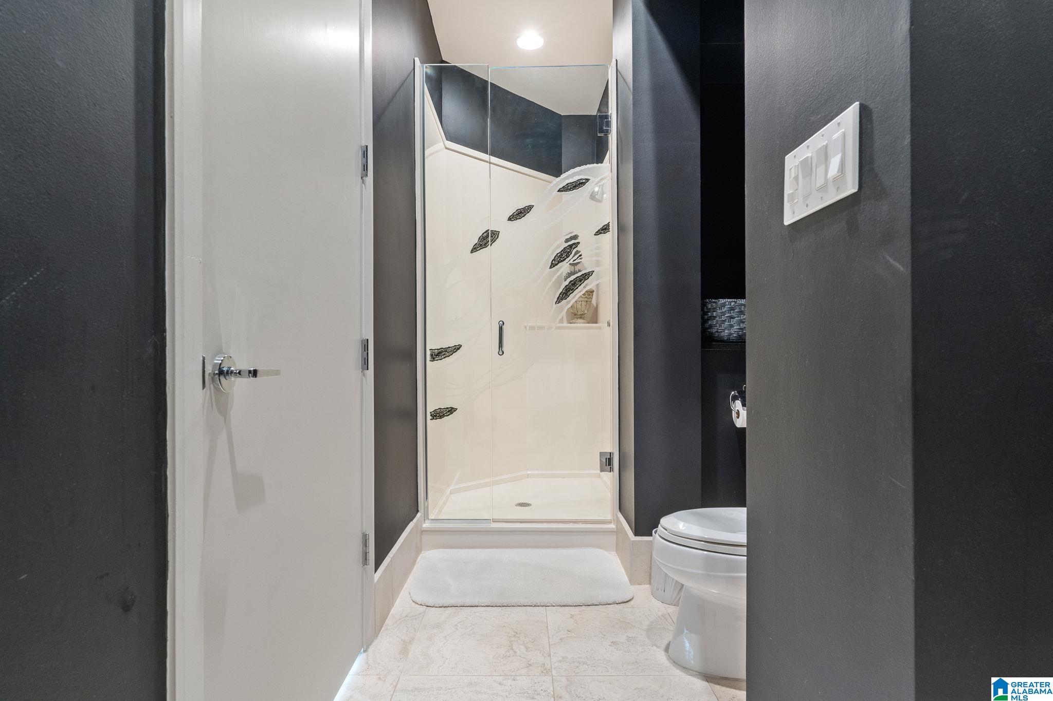 1157 GREYSTONE CREST