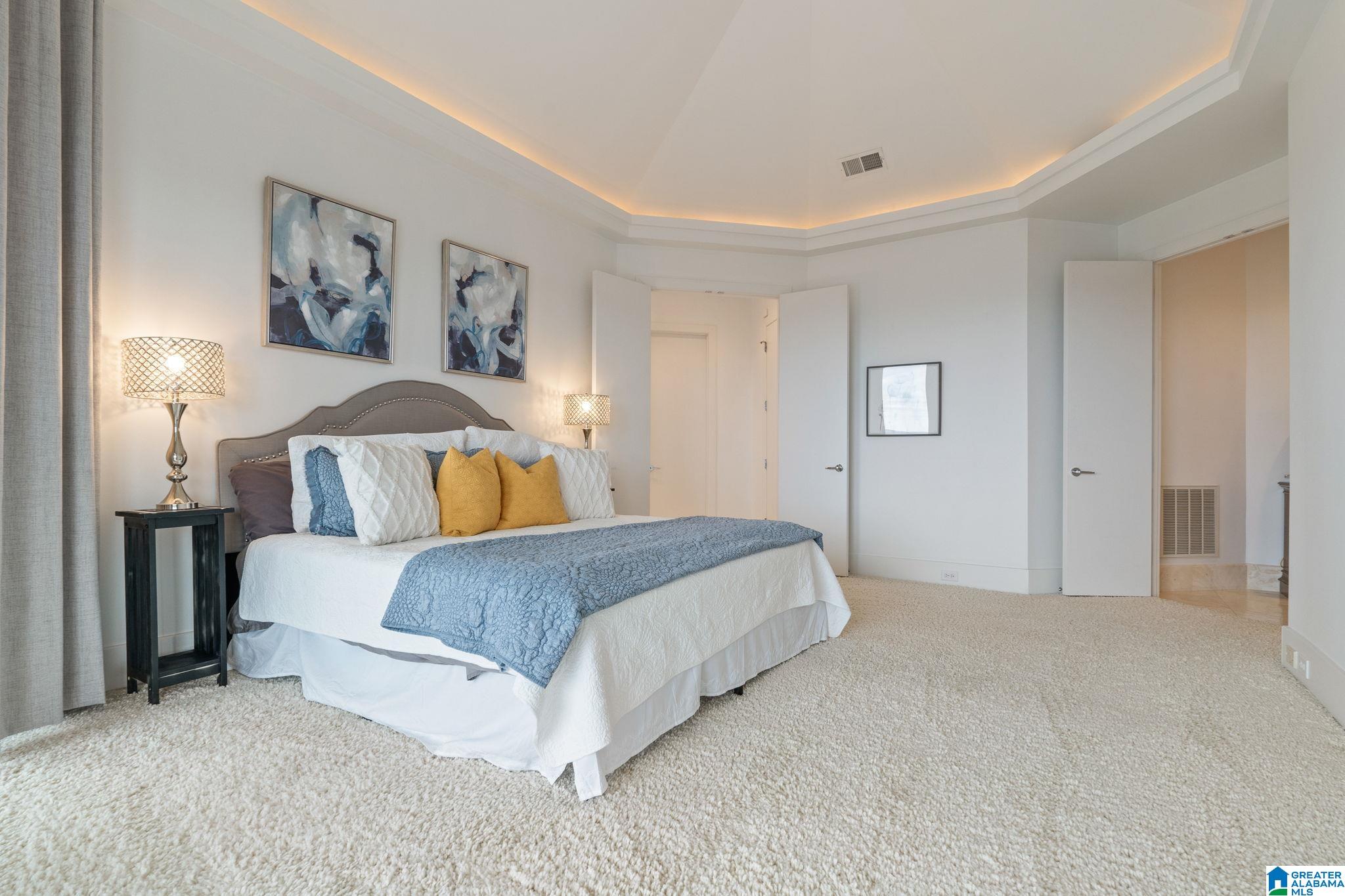 1157 GREYSTONE CREST