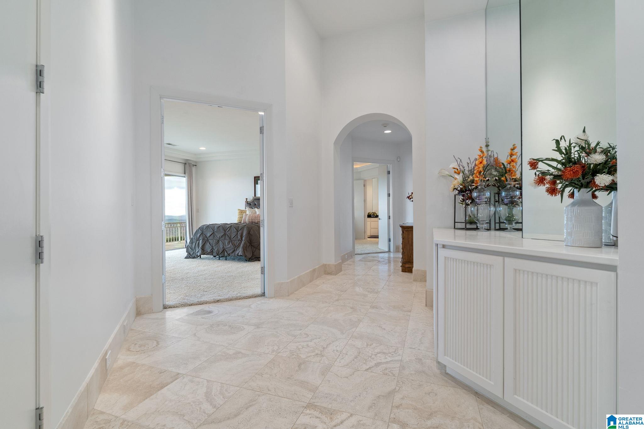 1157 GREYSTONE CREST