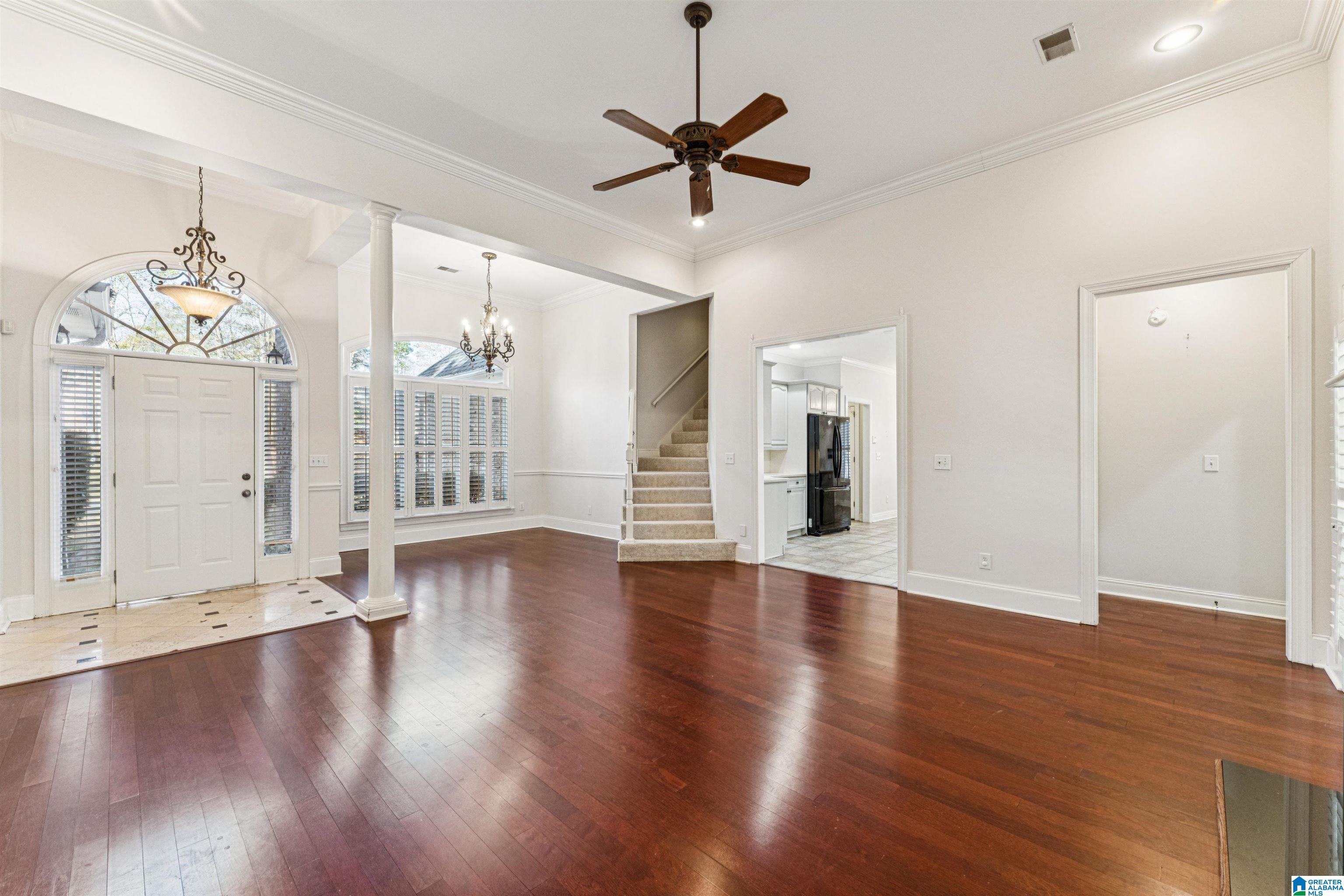 539 WOODRUFF PARKWAY