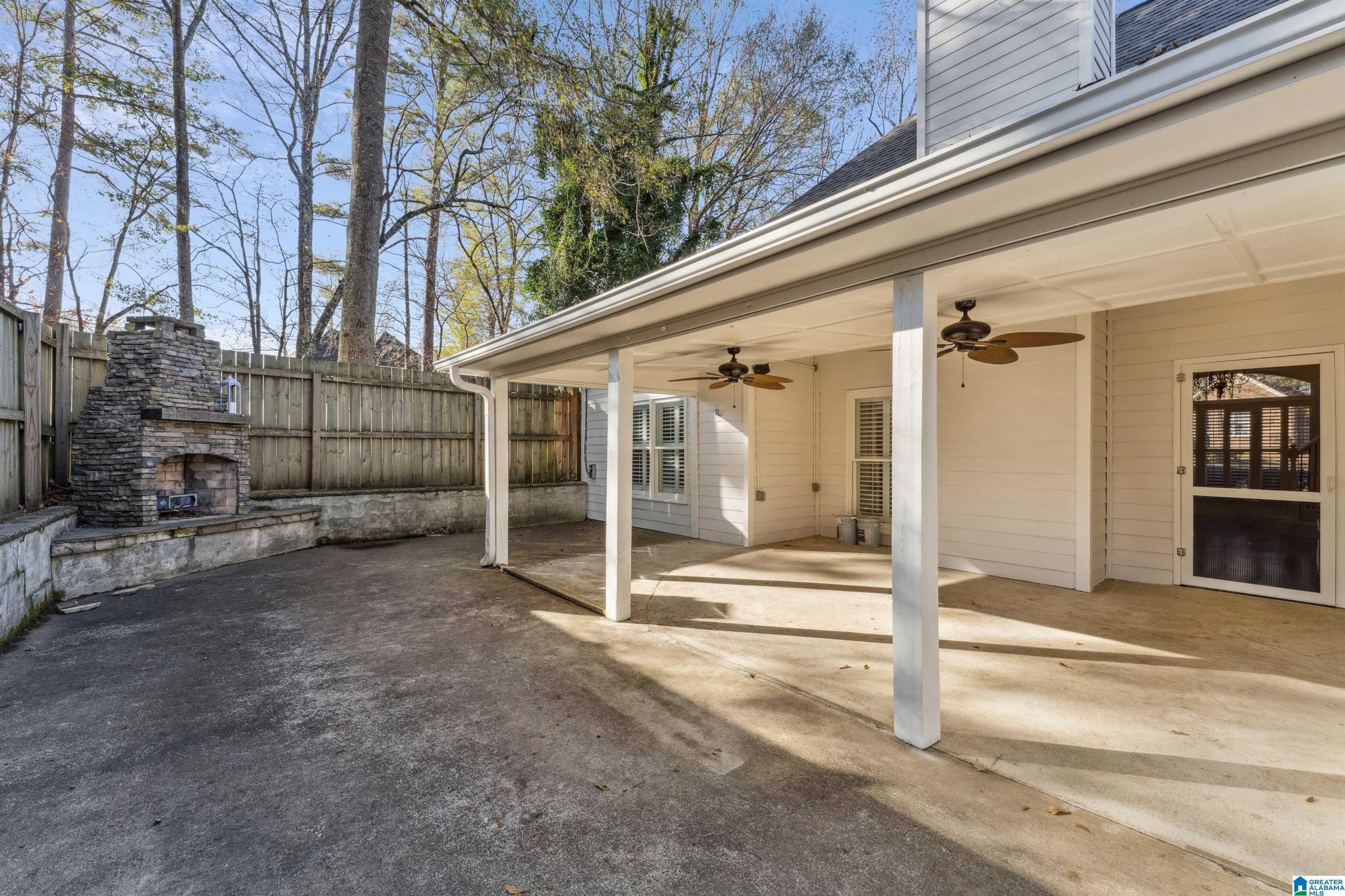 539 WOODRUFF PARKWAY