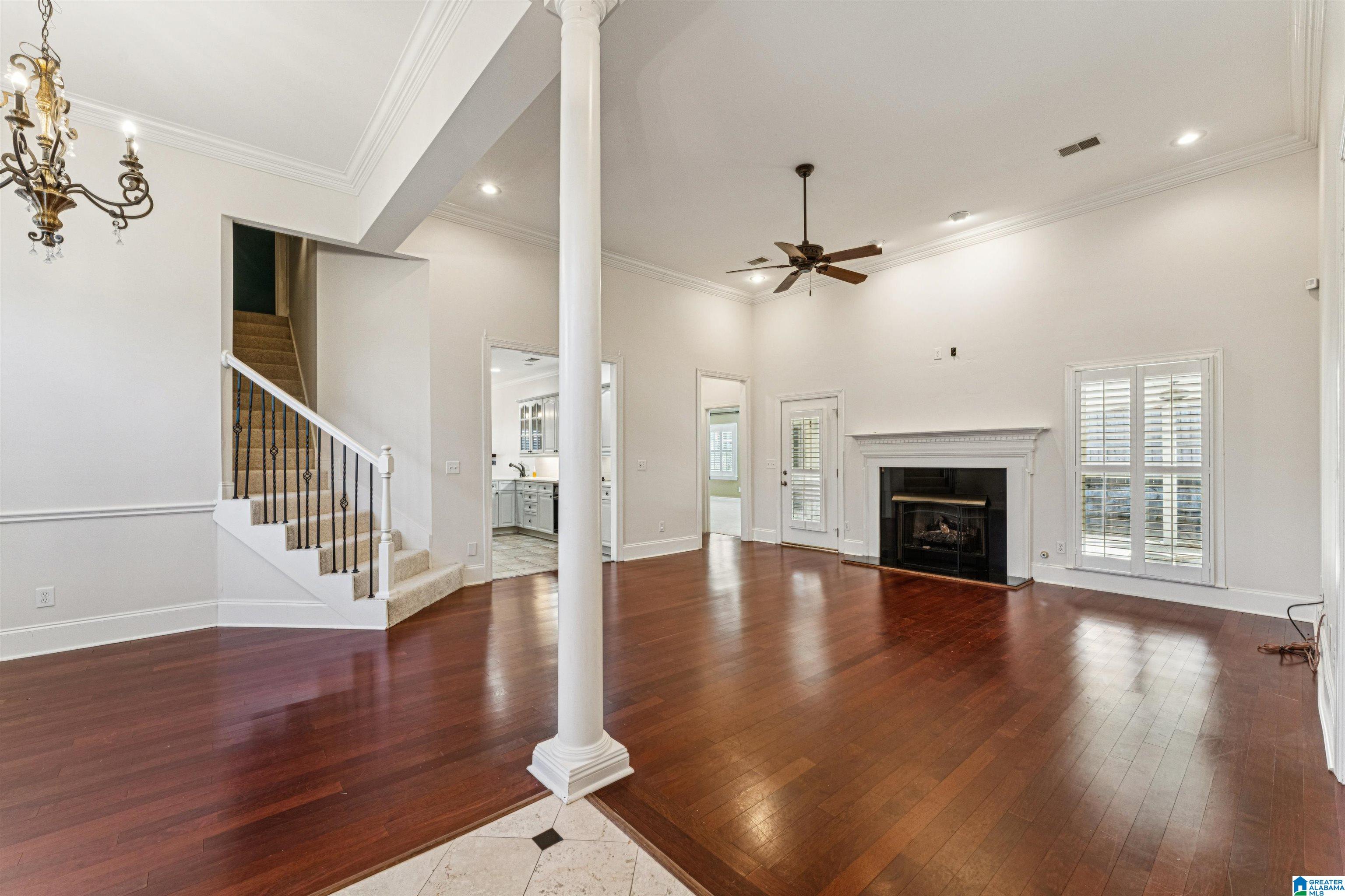 539 WOODRUFF PARKWAY