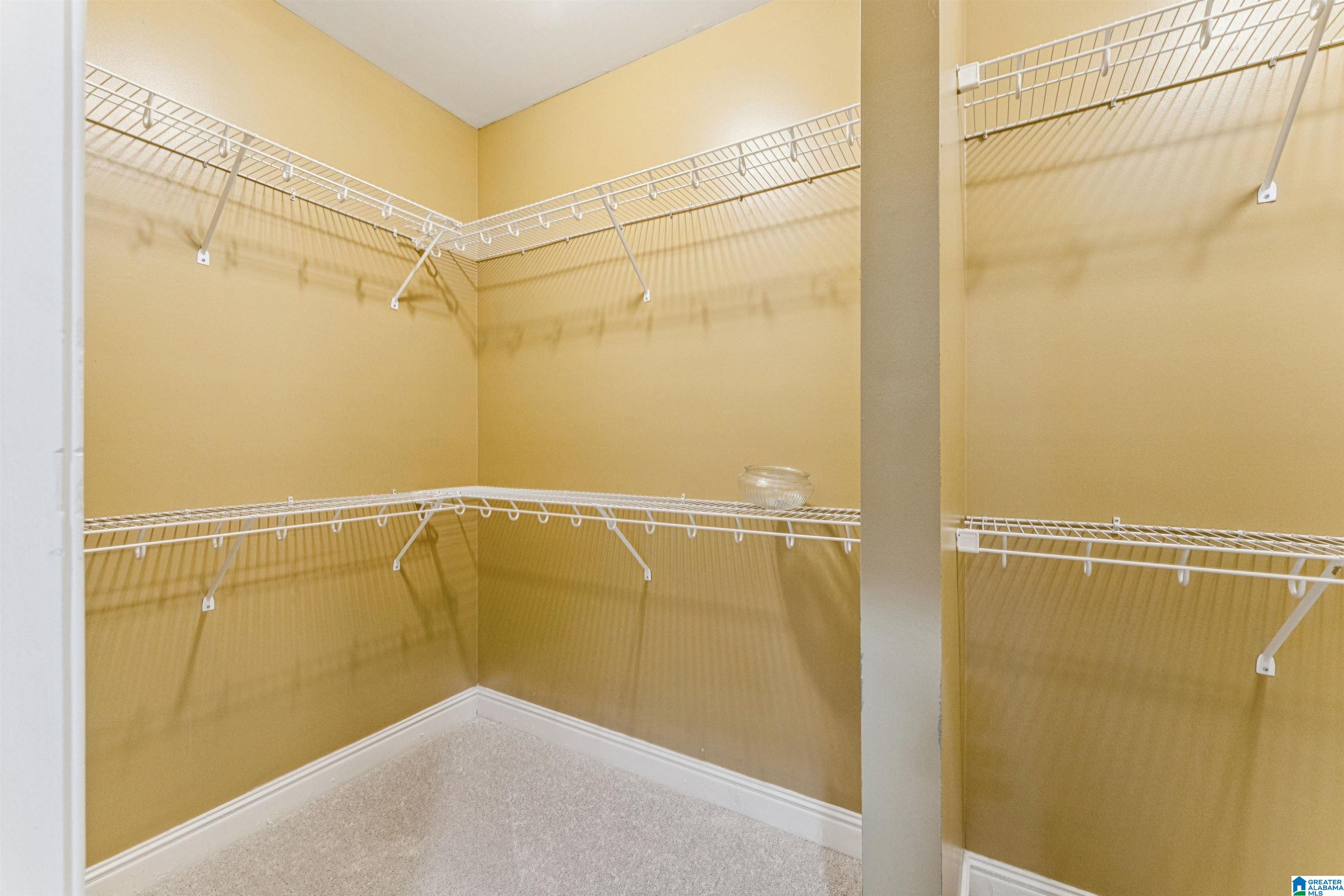 539 WOODRUFF PARKWAY