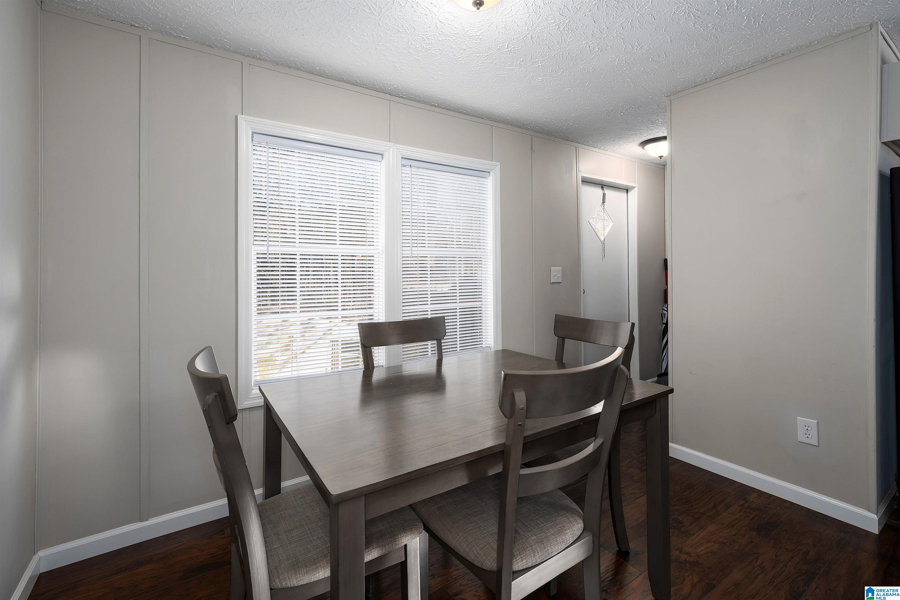 150 COUNTRY LIVING CIRCLE