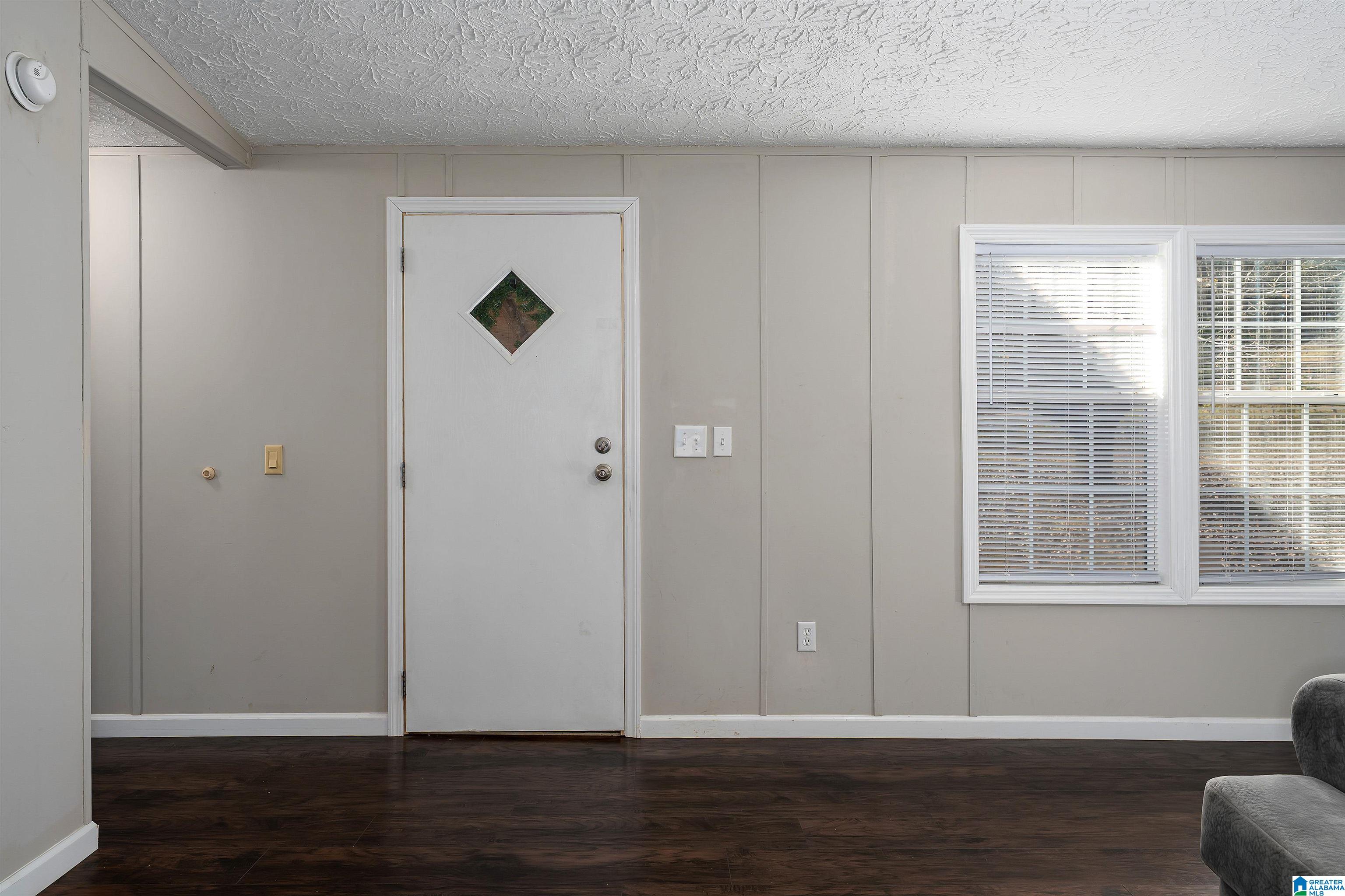 150 COUNTRY LIVING CIRCLE