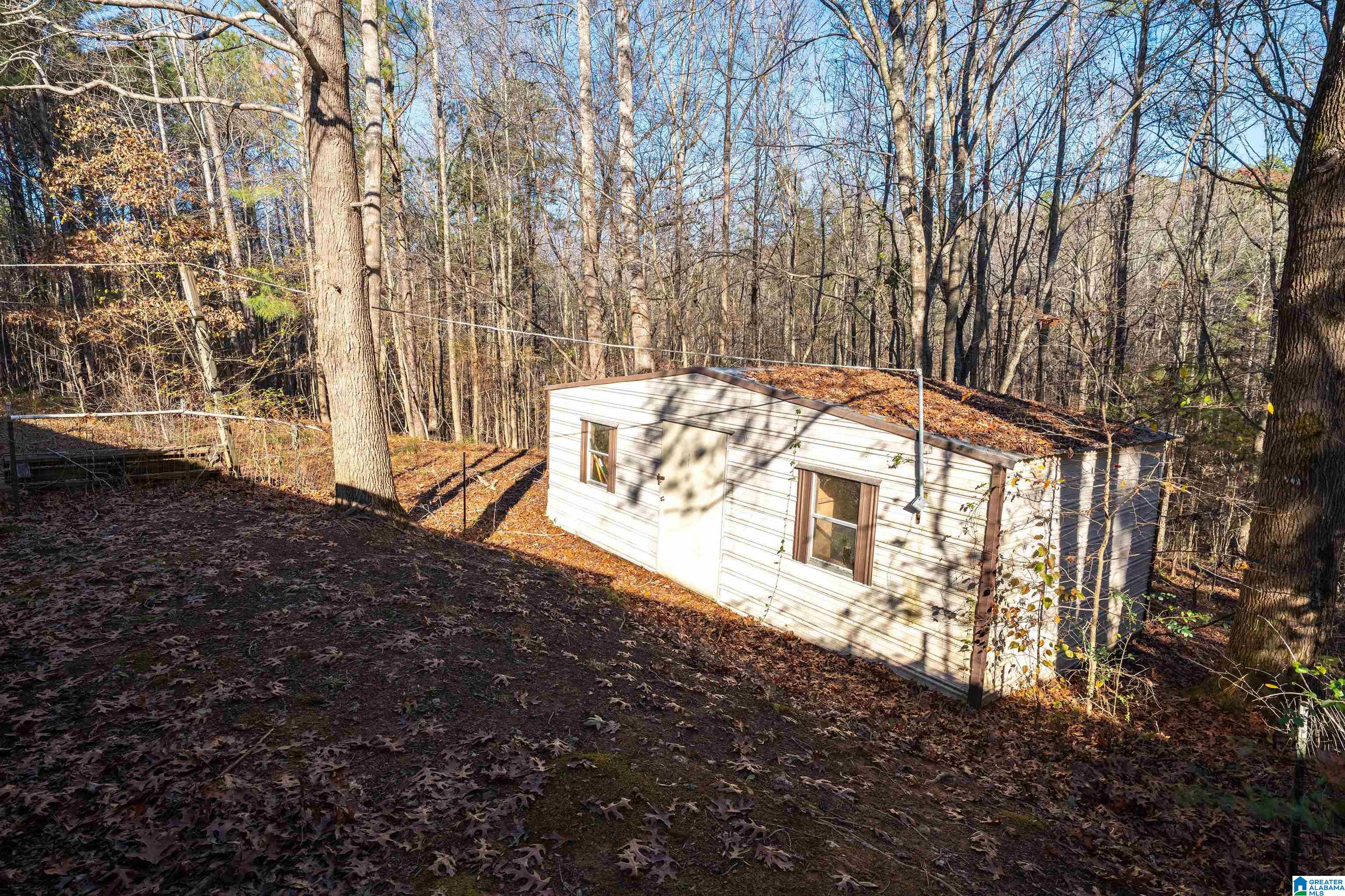 150 COUNTRY LIVING CIRCLE