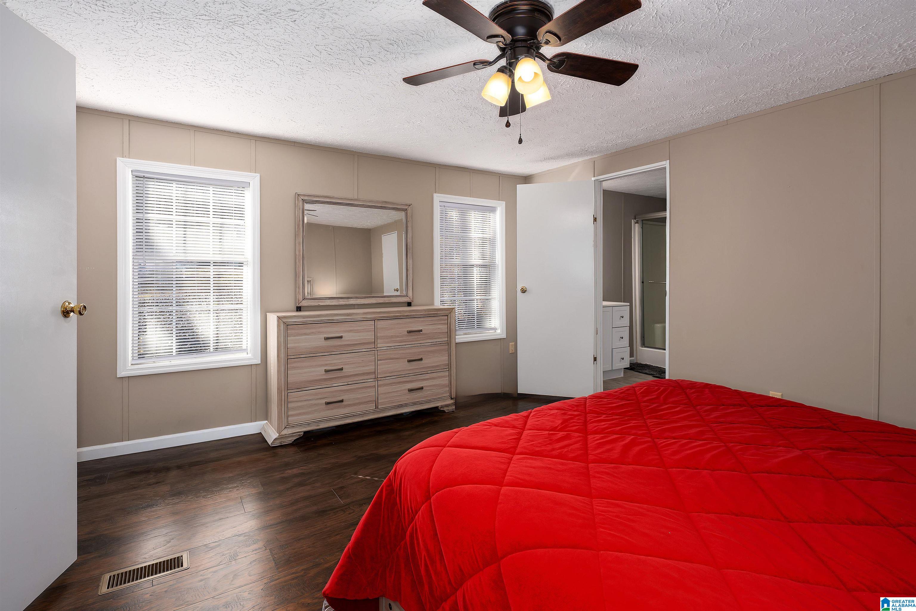 150 COUNTRY LIVING CIRCLE