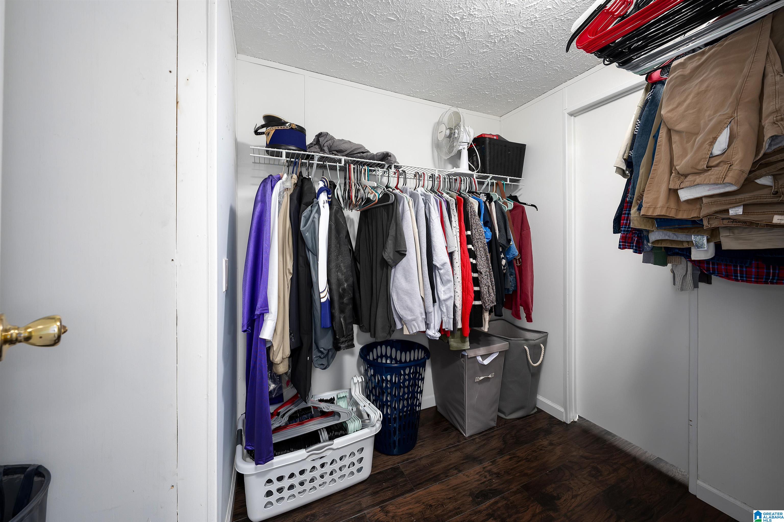 150 COUNTRY LIVING CIRCLE