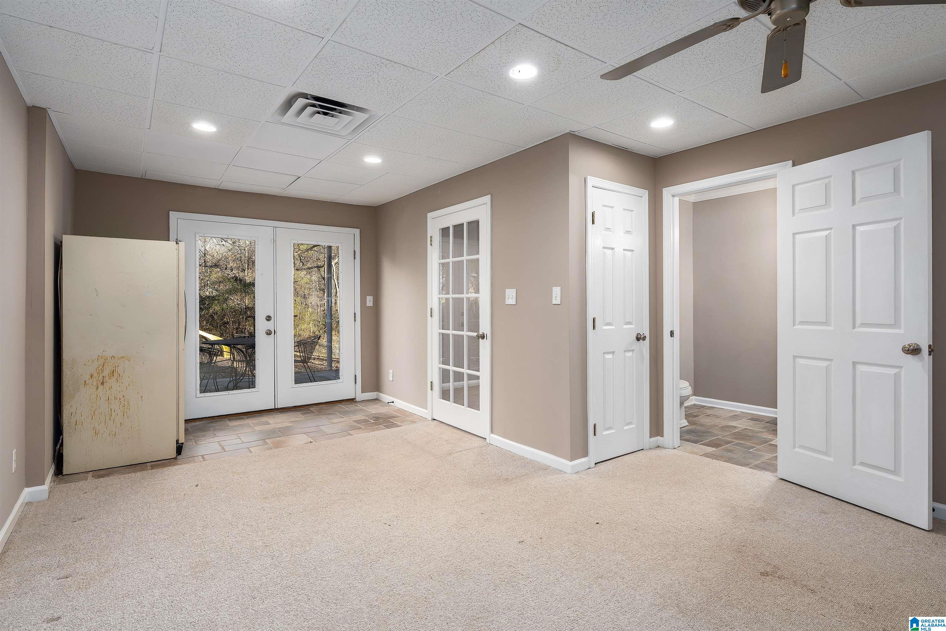 3545 STILL OAKS DRIVE