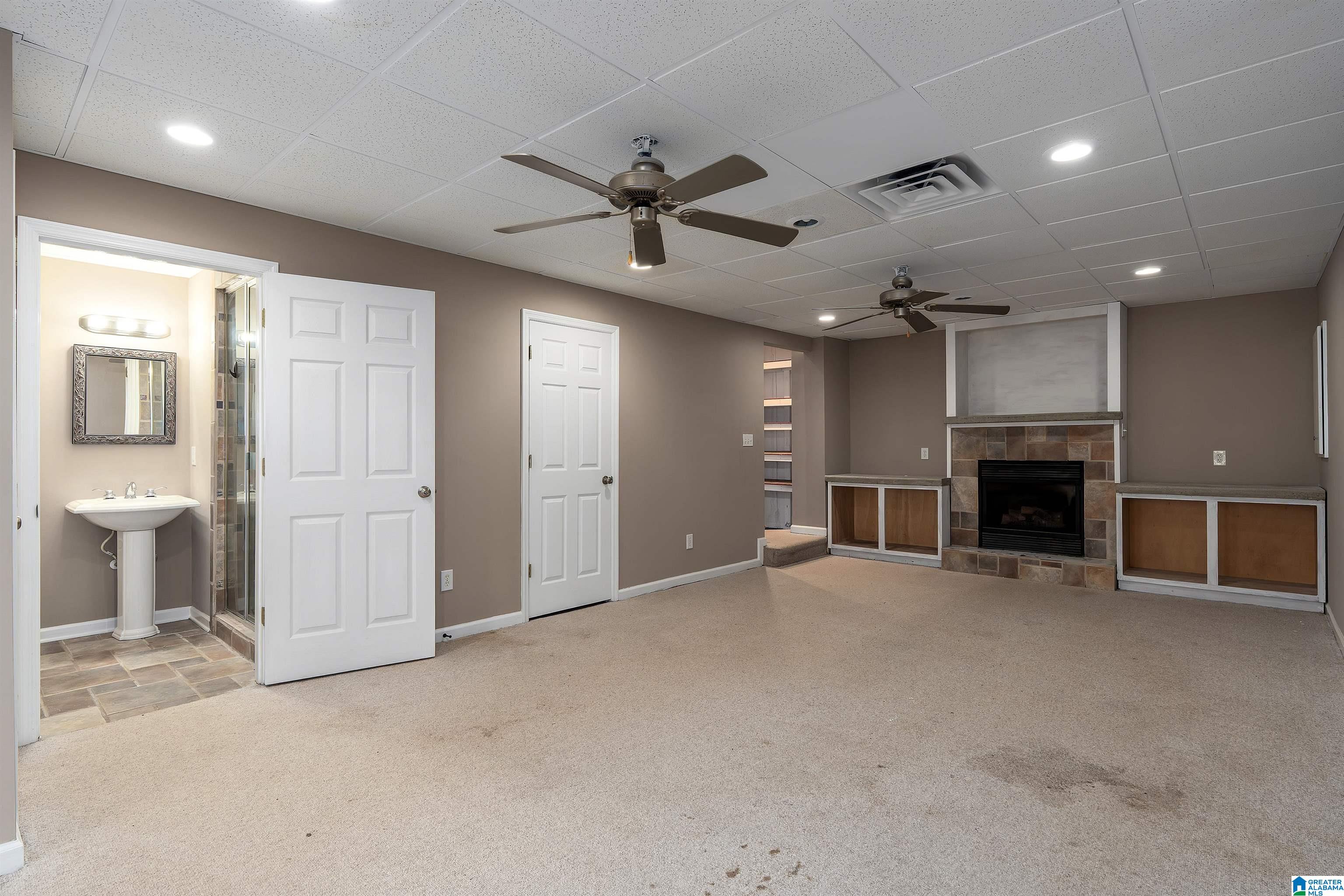 3545 STILL OAKS DRIVE