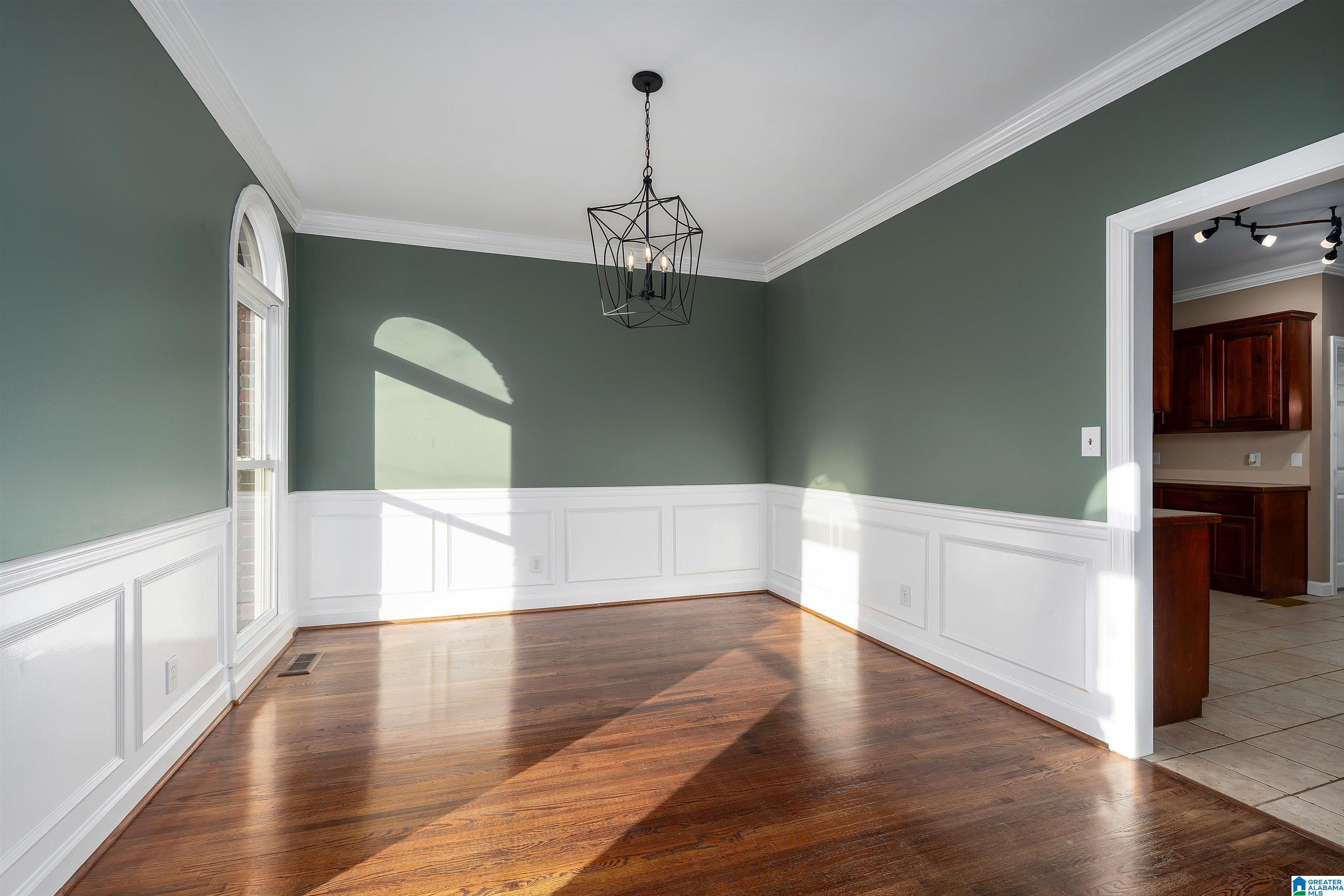 3545 STILL OAKS DRIVE