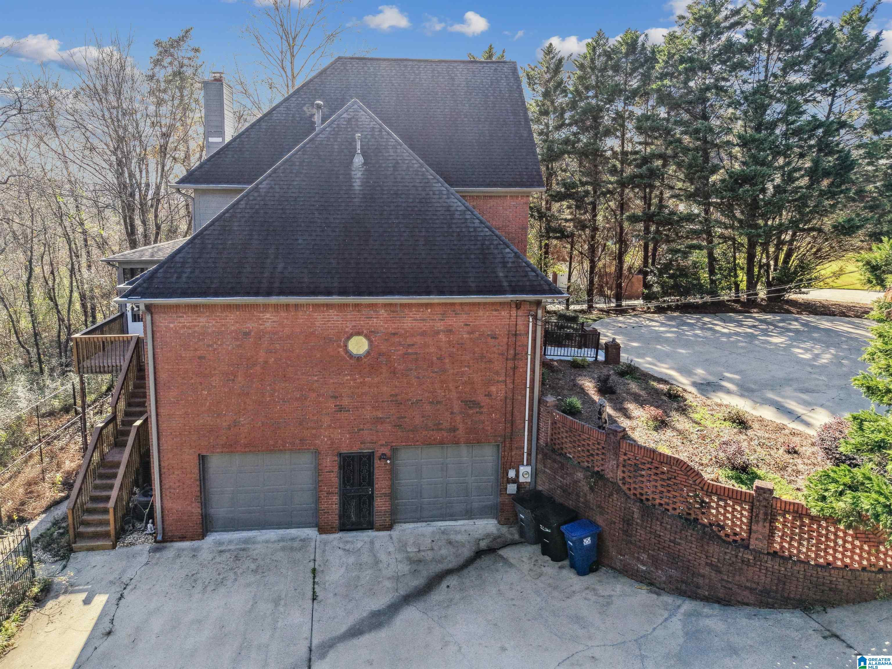 709 CUNNINGHAM CIRCLE