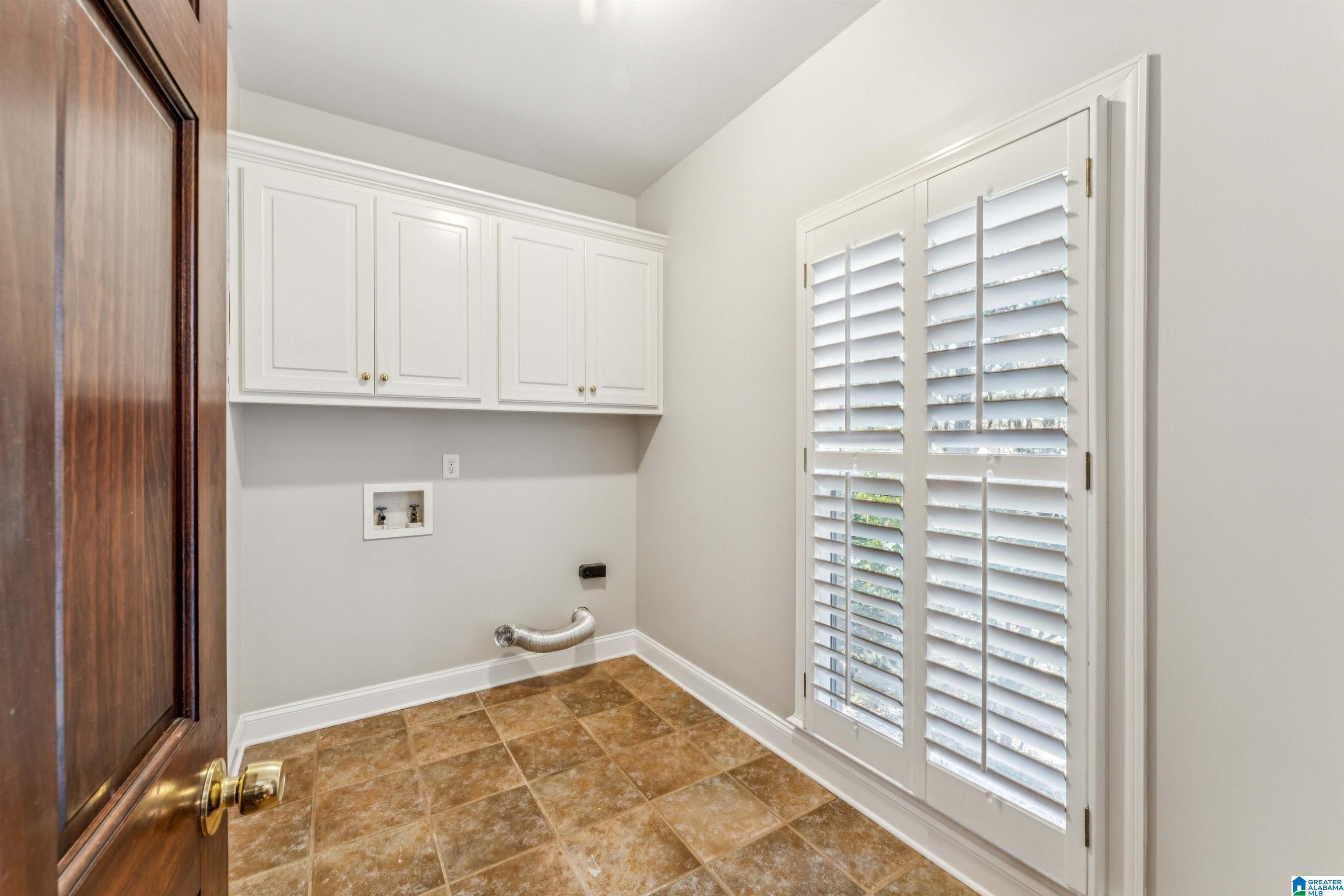 709 CUNNINGHAM CIRCLE