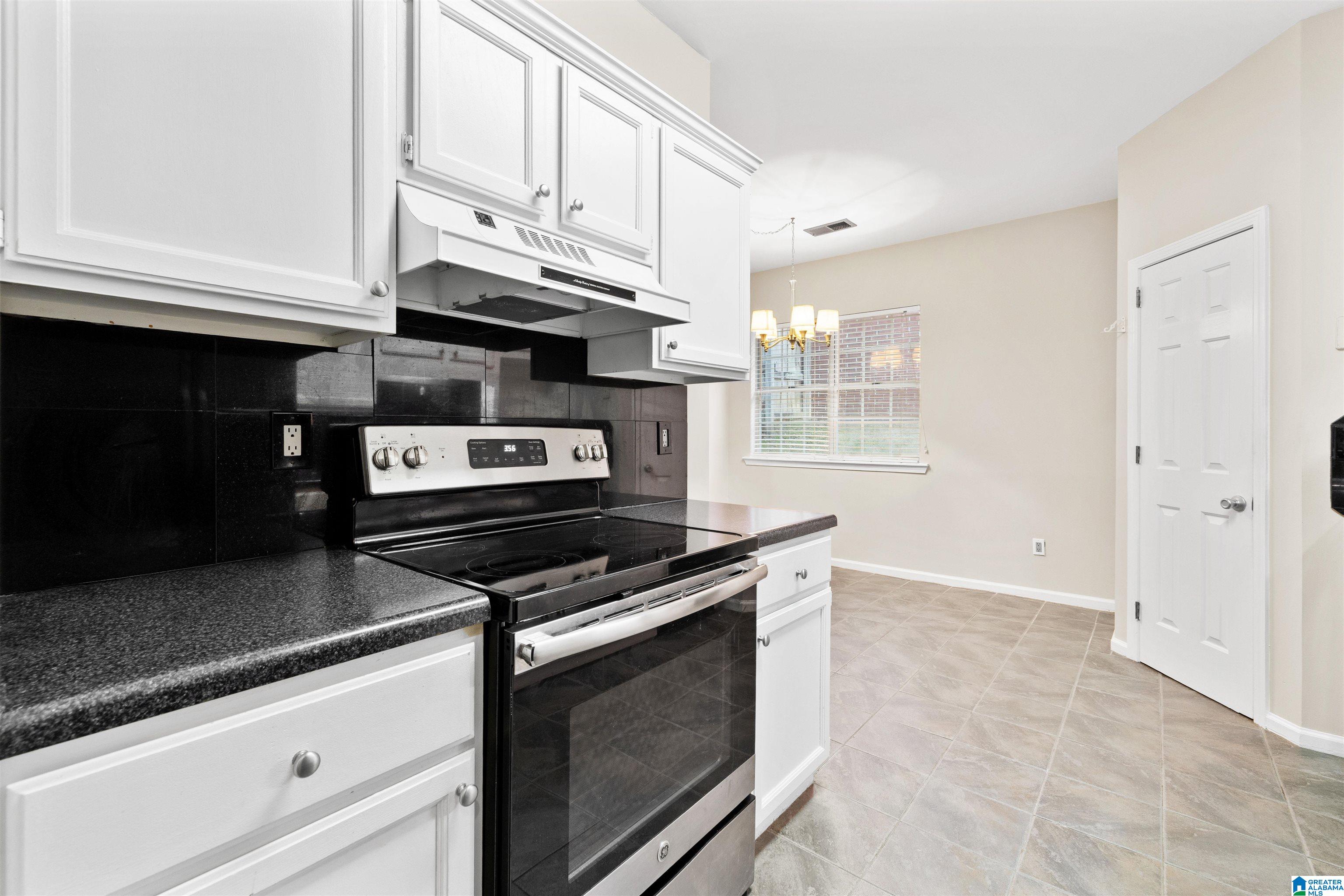 3225 BOXWOOD DRIVE