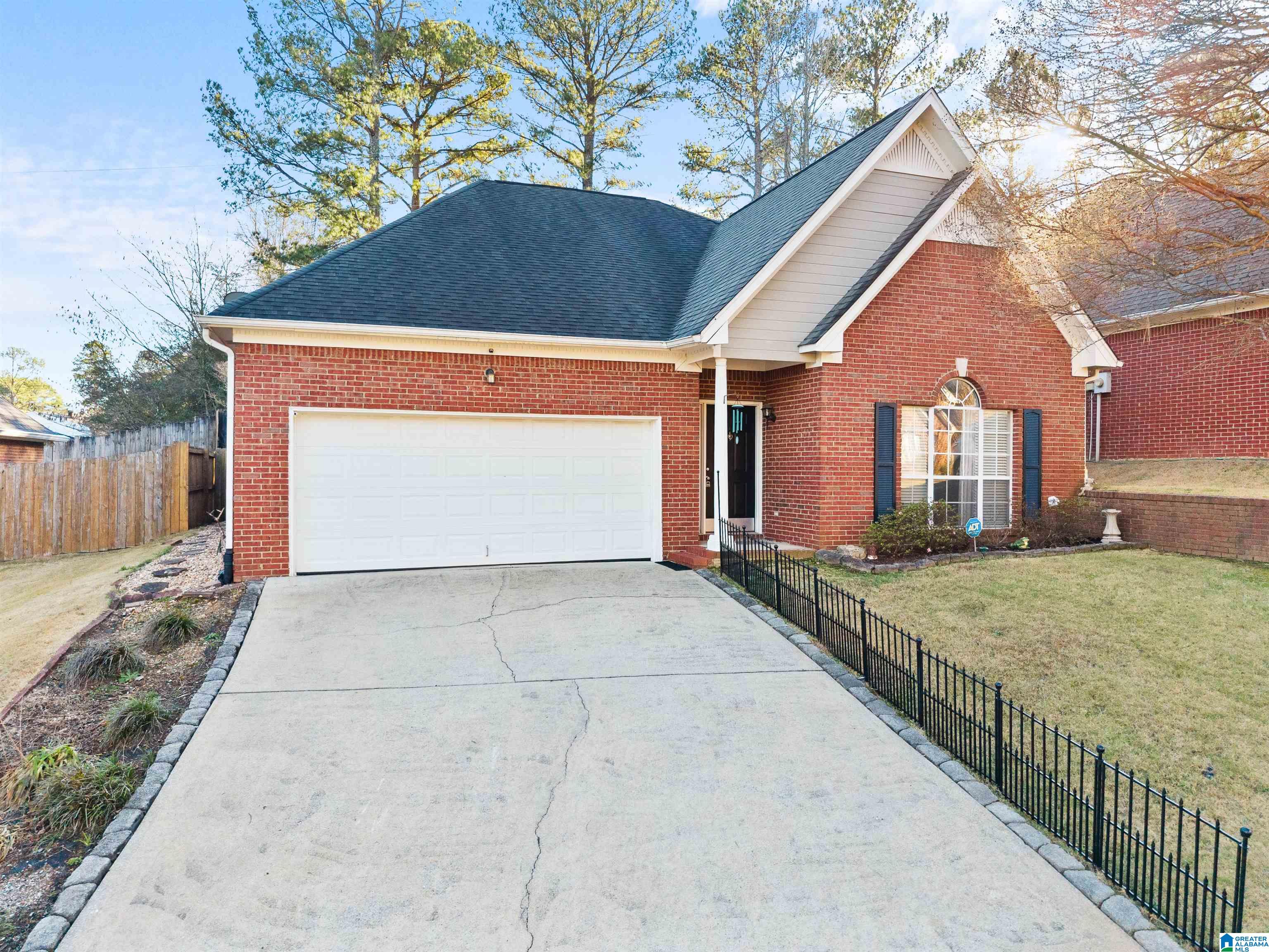 3225 BOXWOOD DRIVE