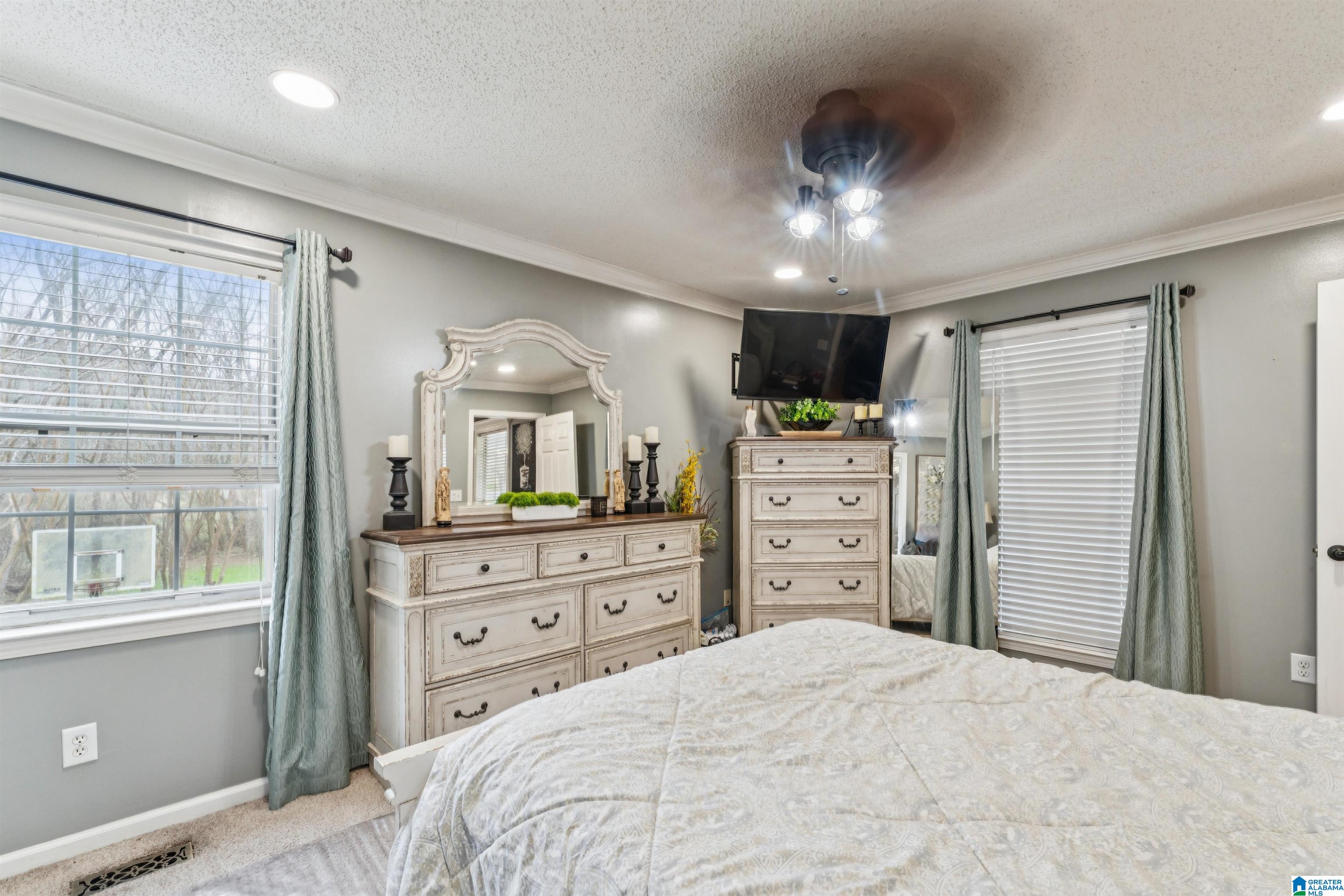 5563 FOTI LANE