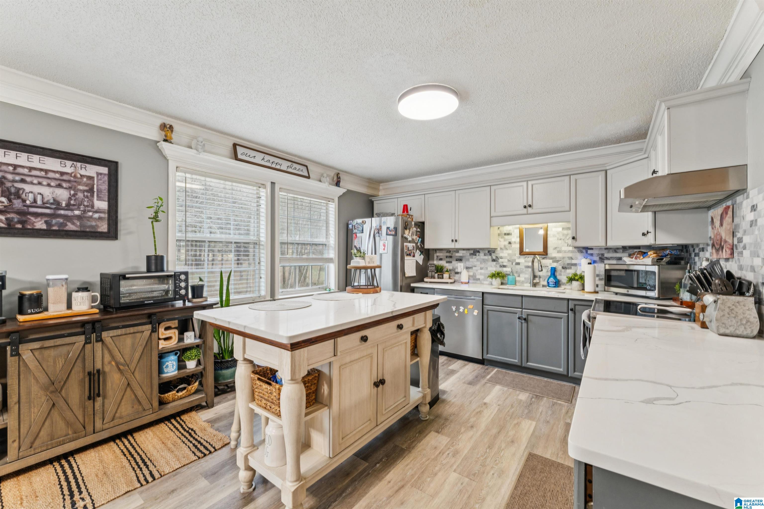 5563 FOTI LANE
