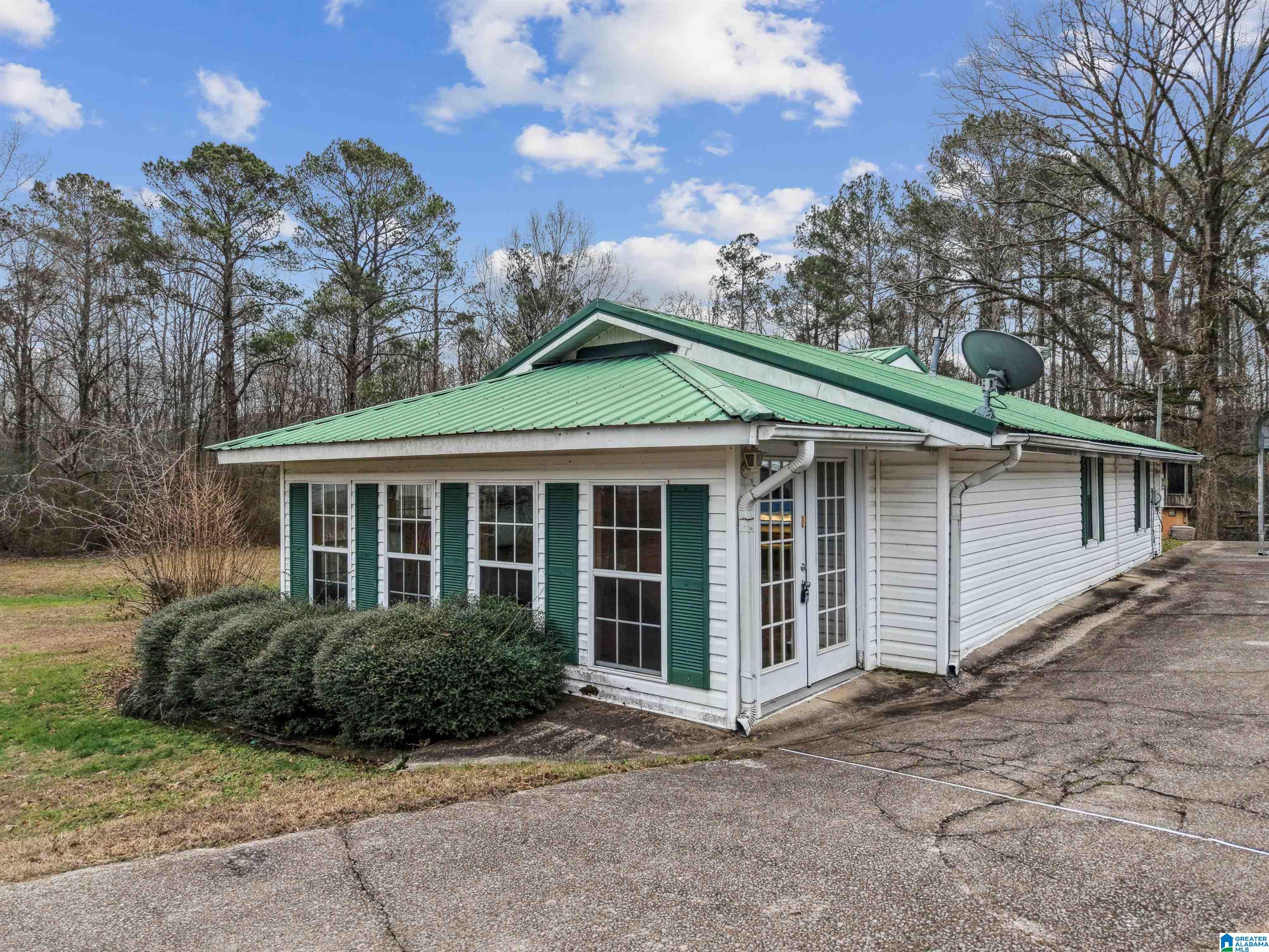 25390 US HIGHWAY 411