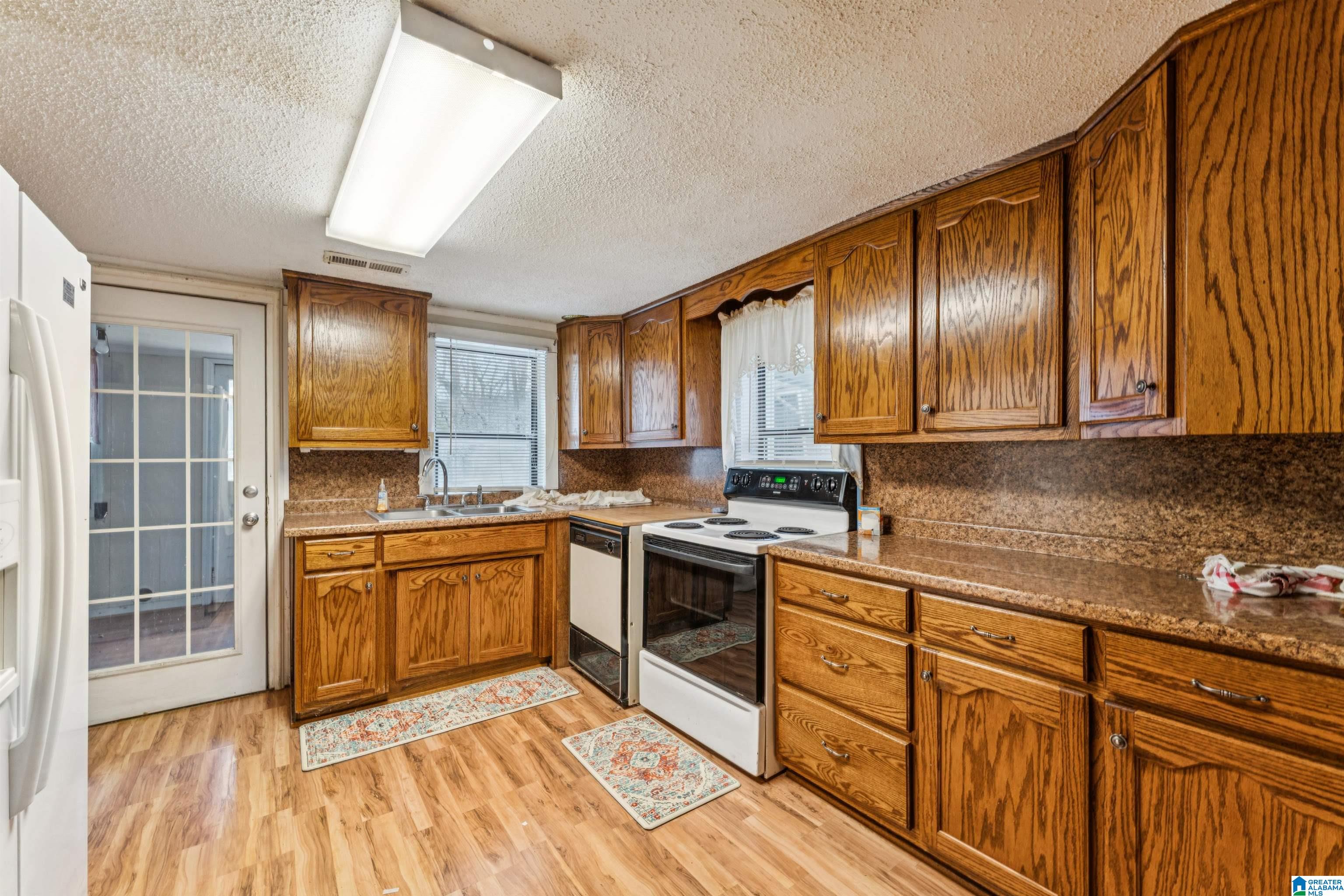 25390 US HIGHWAY 411