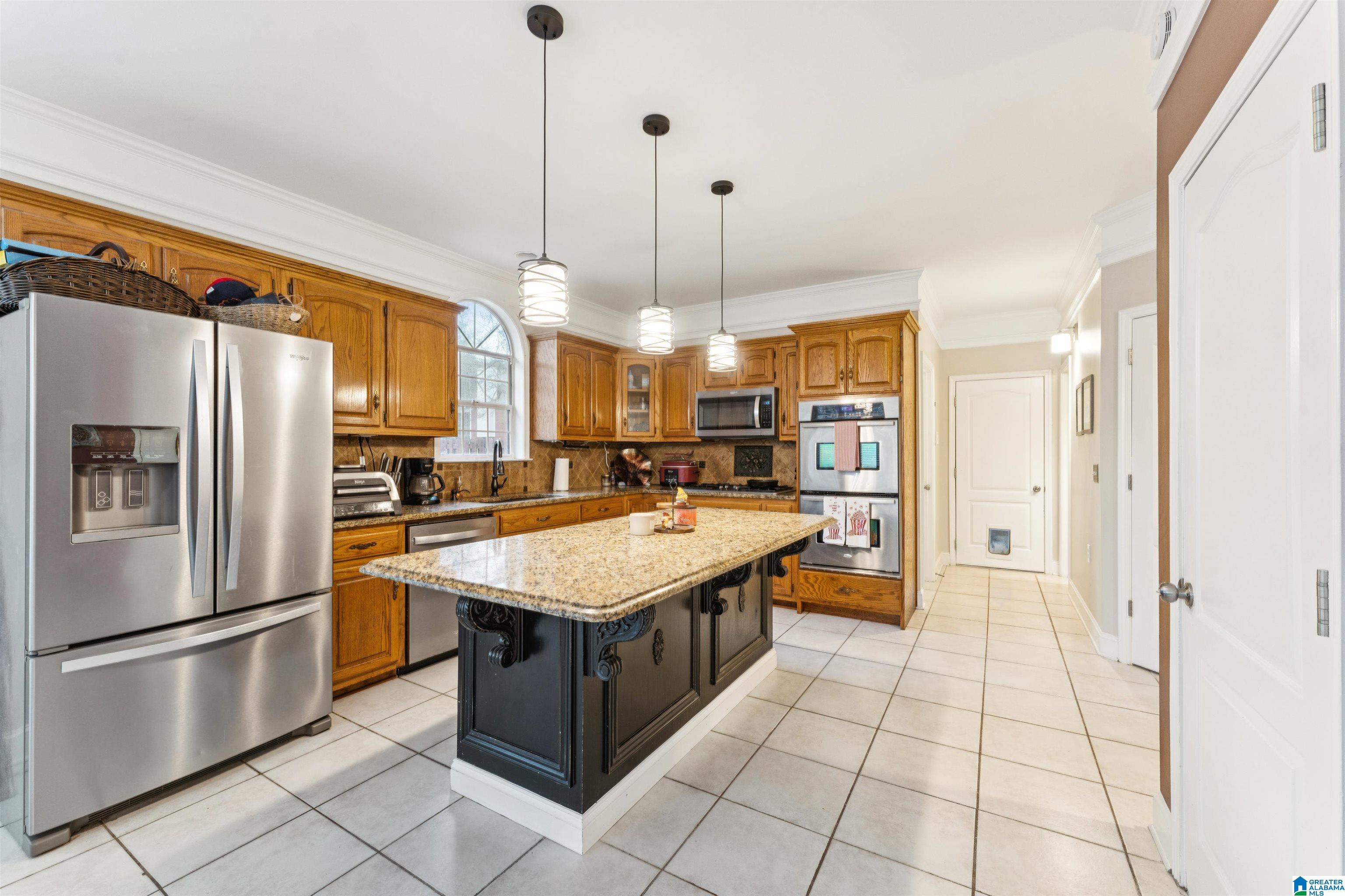 8199 CYPRESS WAY