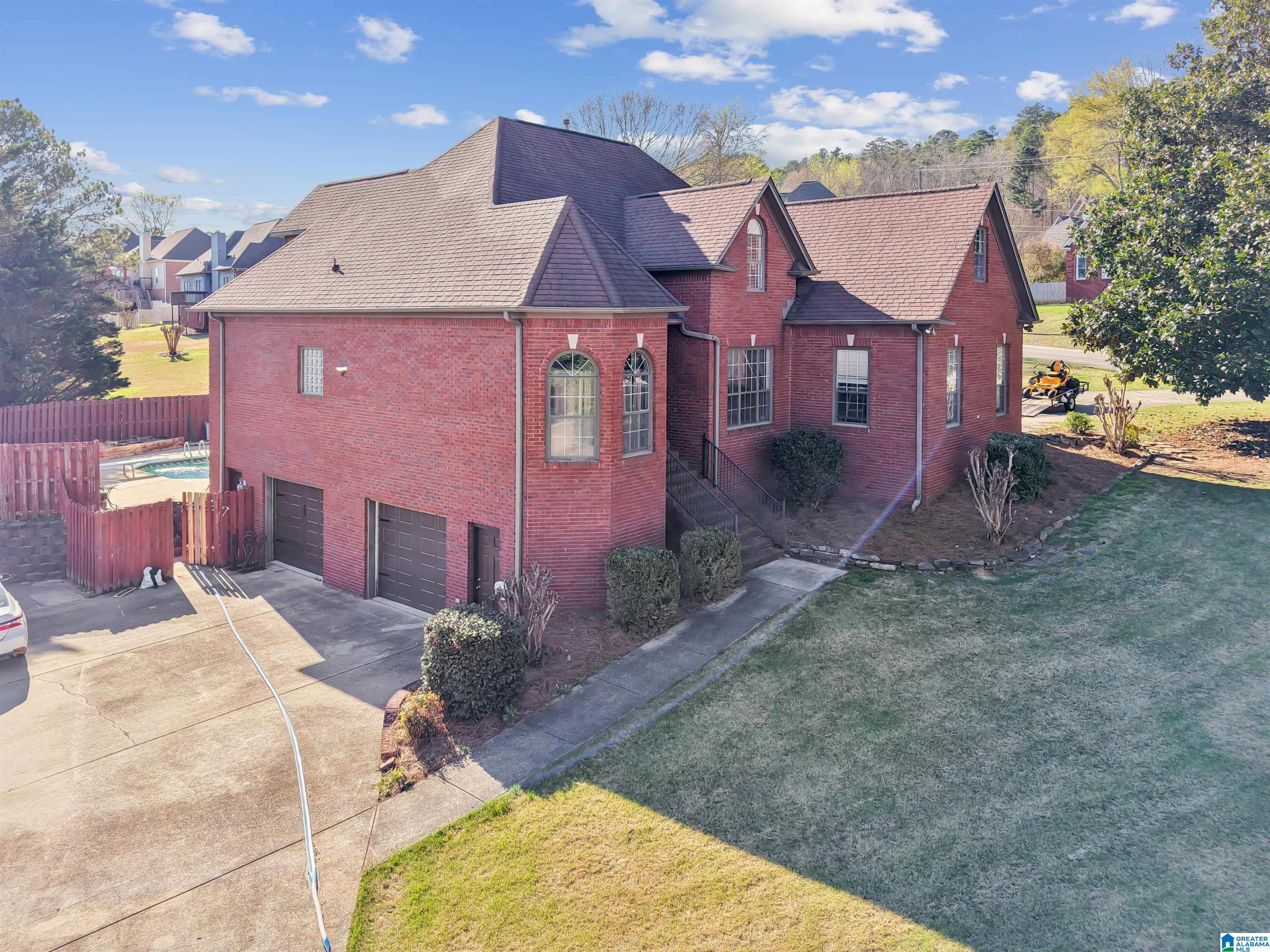 8199 CYPRESS WAY