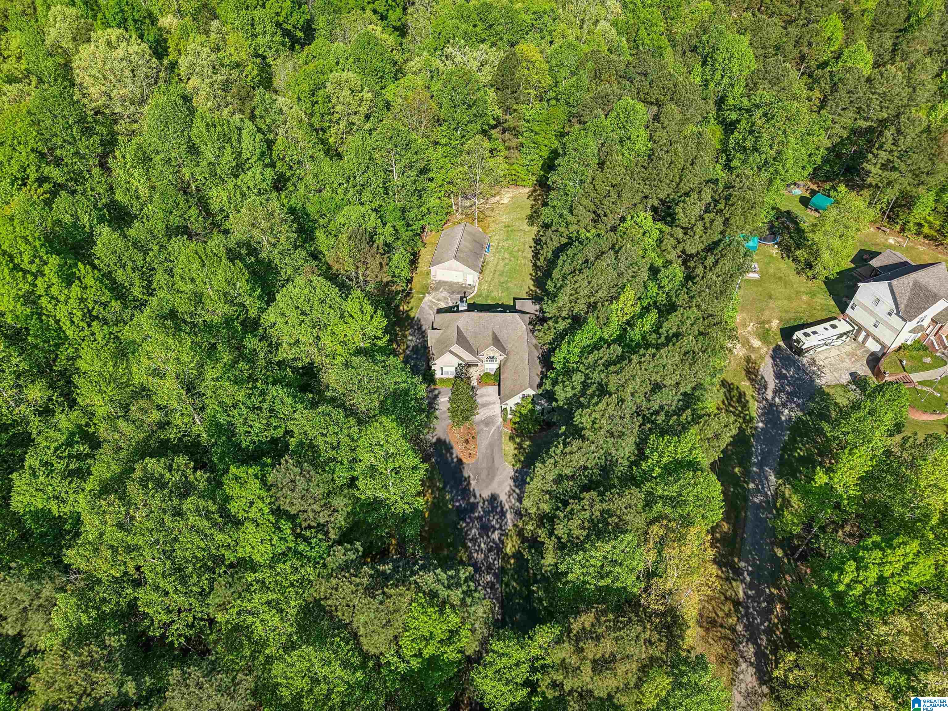 910 TWIN BLUFFS DRIVE